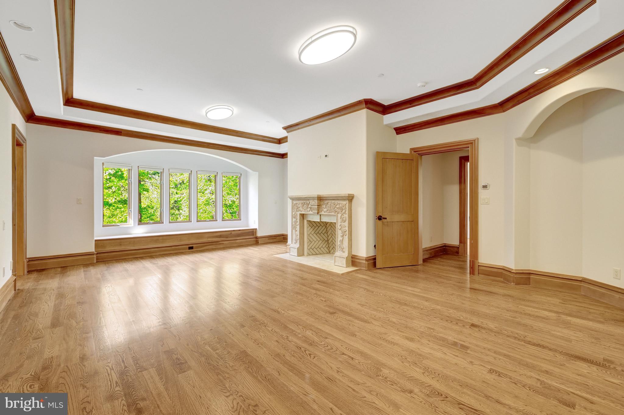 KENTLAND POND - Residential