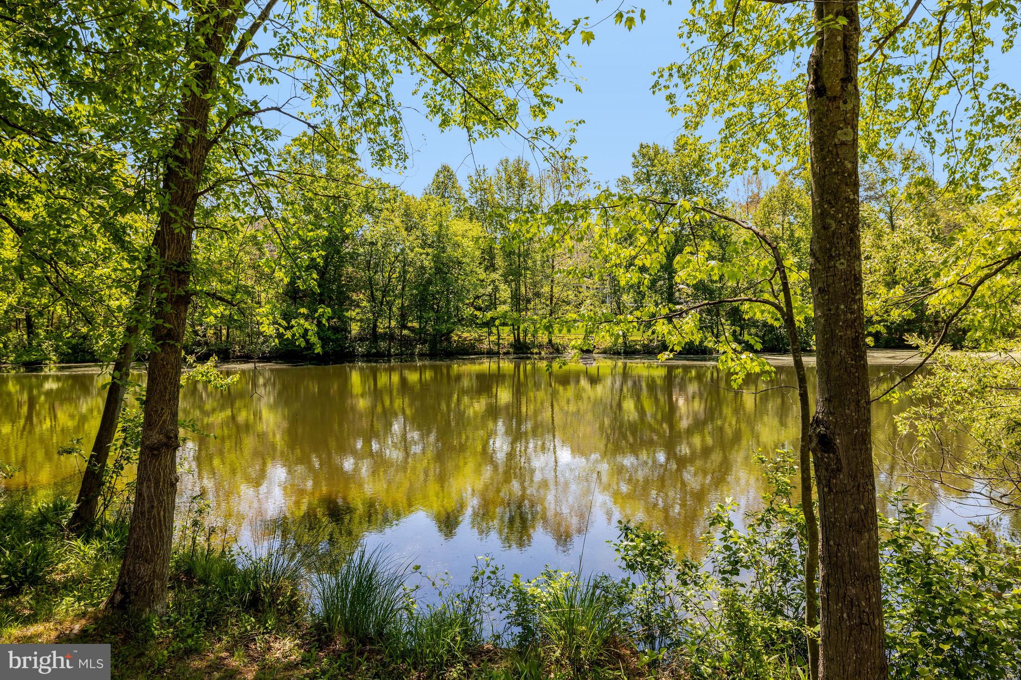 KENTLAND POND - Residential