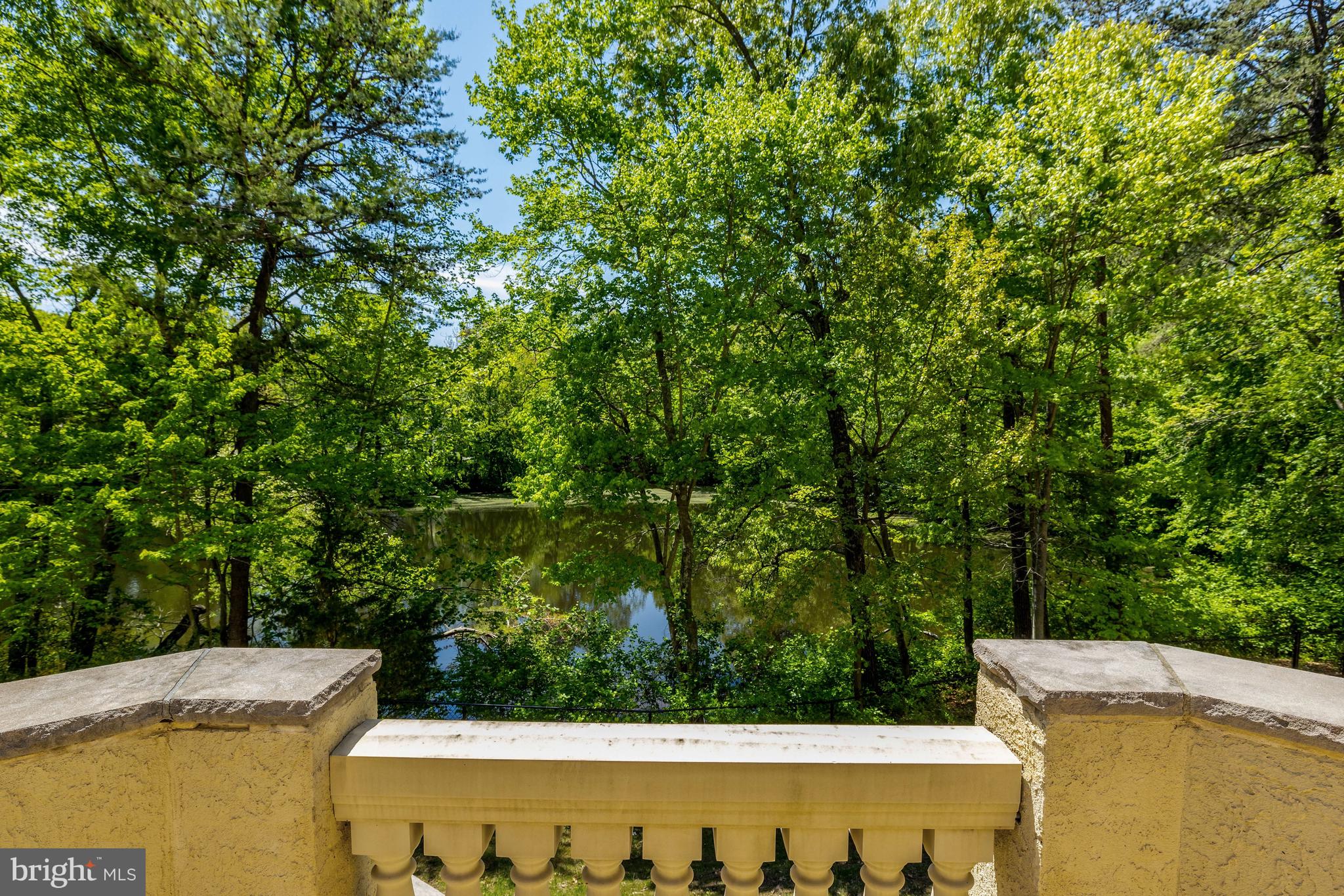 KENTLAND POND - Residential