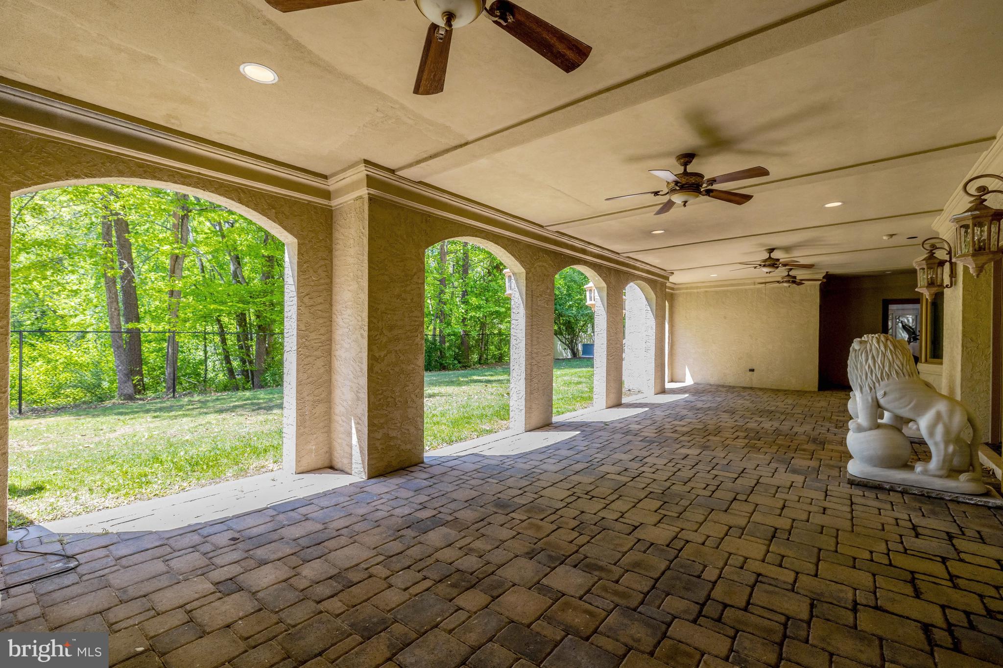 KENTLAND POND - Residential