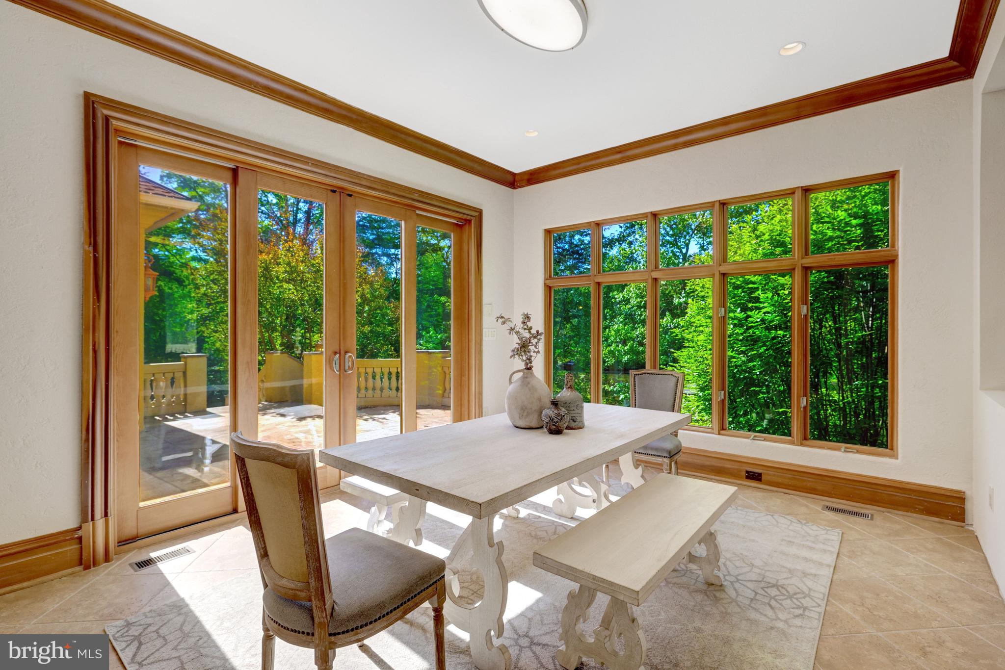 KENTLAND POND - Residential