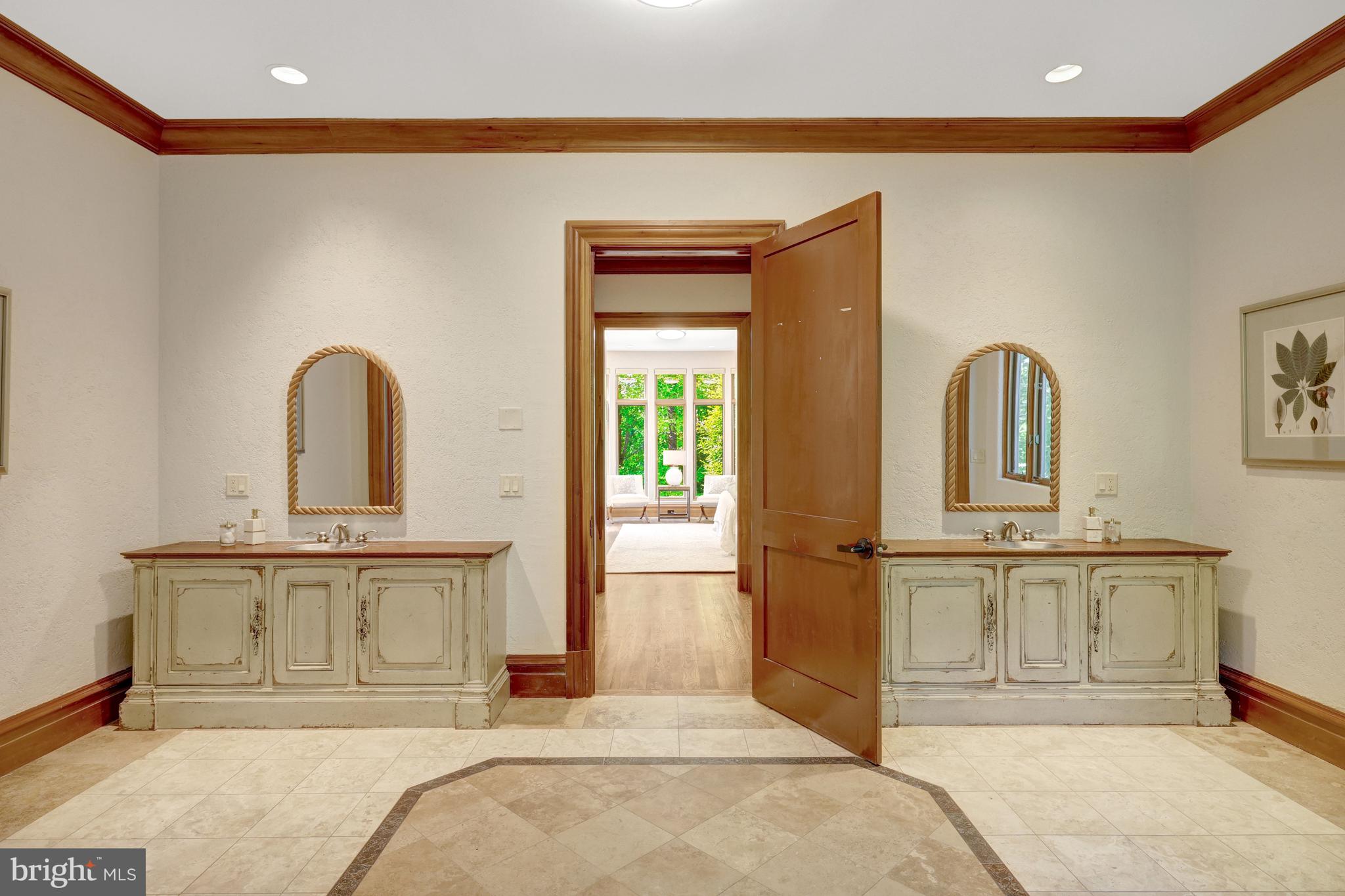 KENTLAND POND - Residential