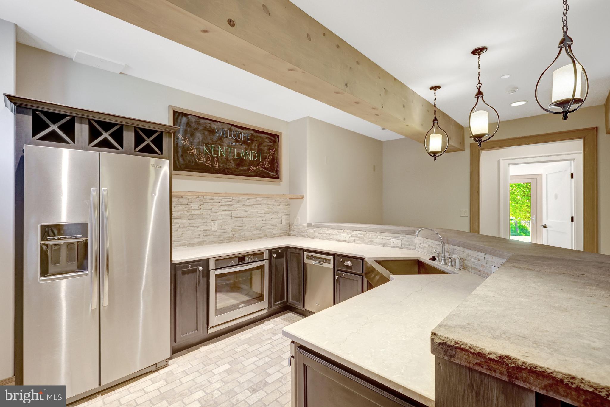 KENTLAND POND - Residential