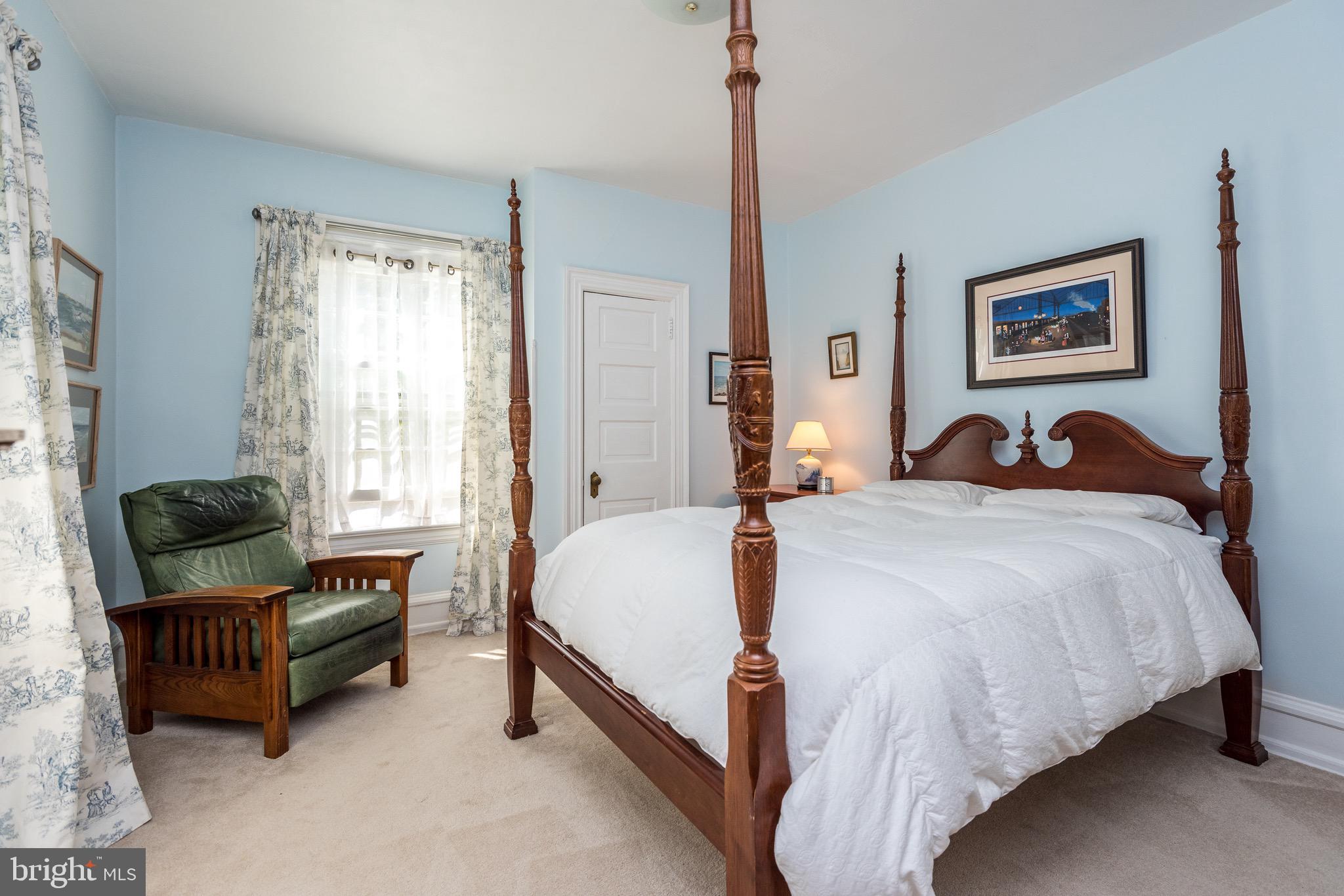 JENKINTOWN - Residential
