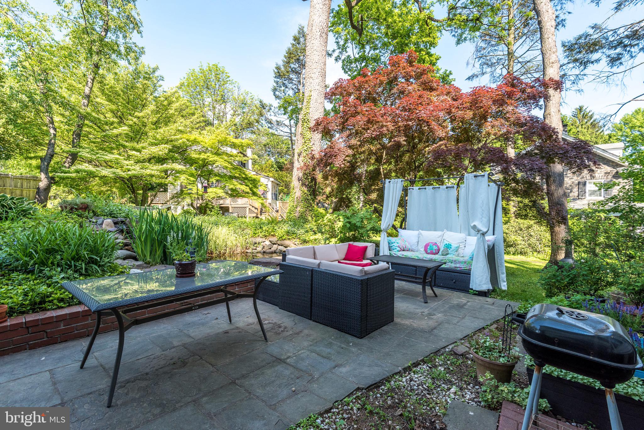 JENKINTOWN - Residential