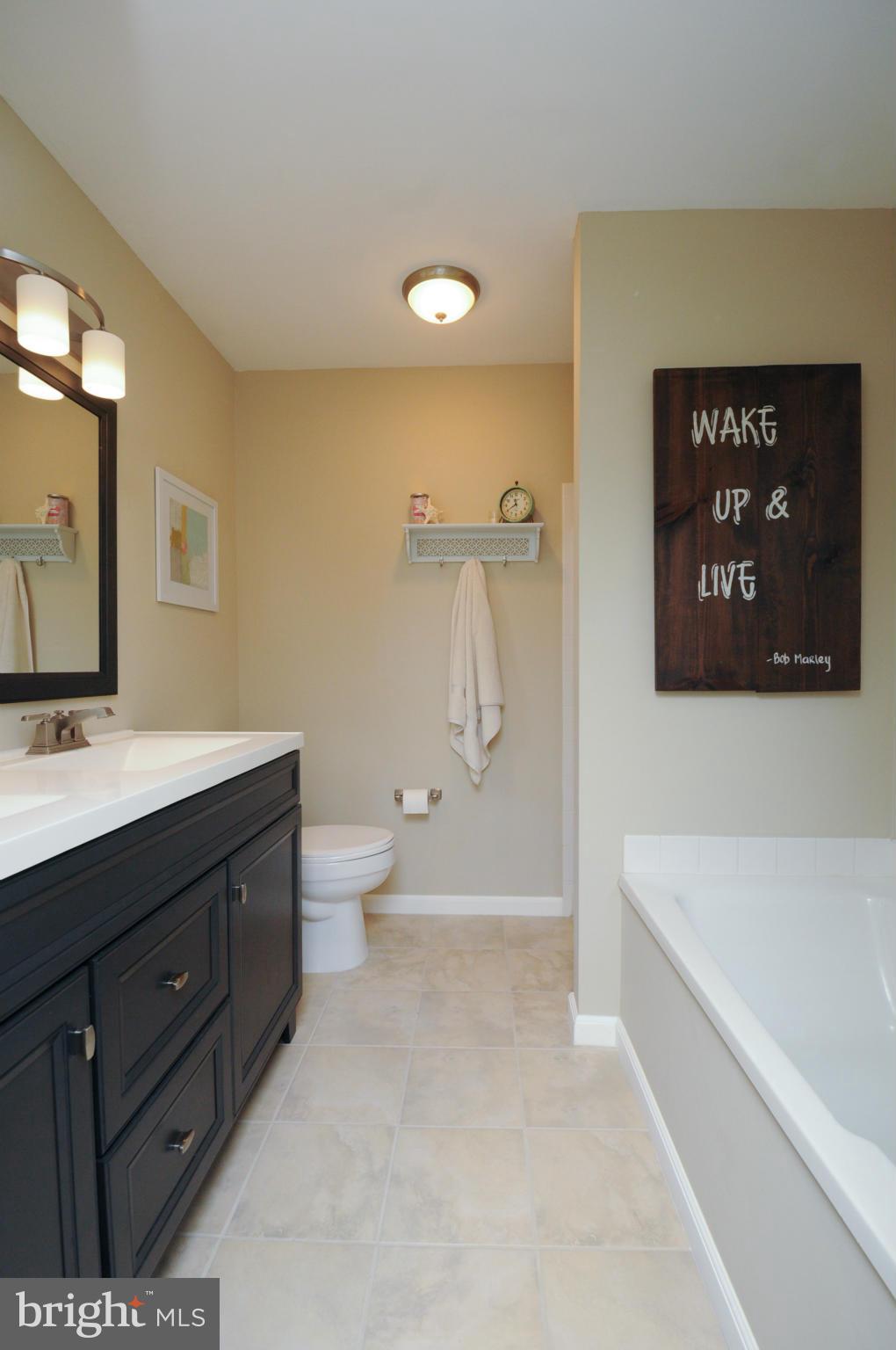 WOODSTONE - Residential