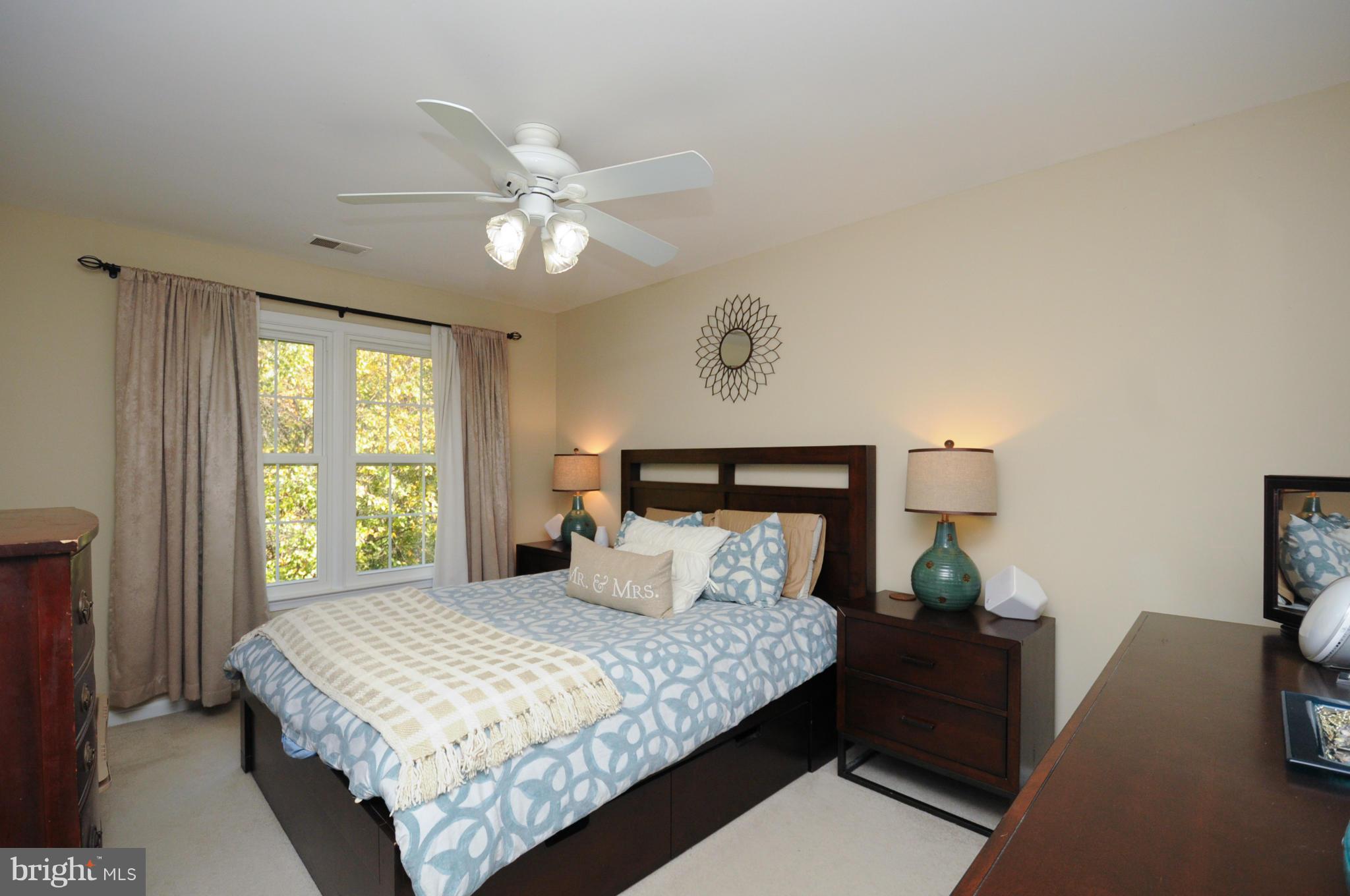 WOODSTONE - Residential