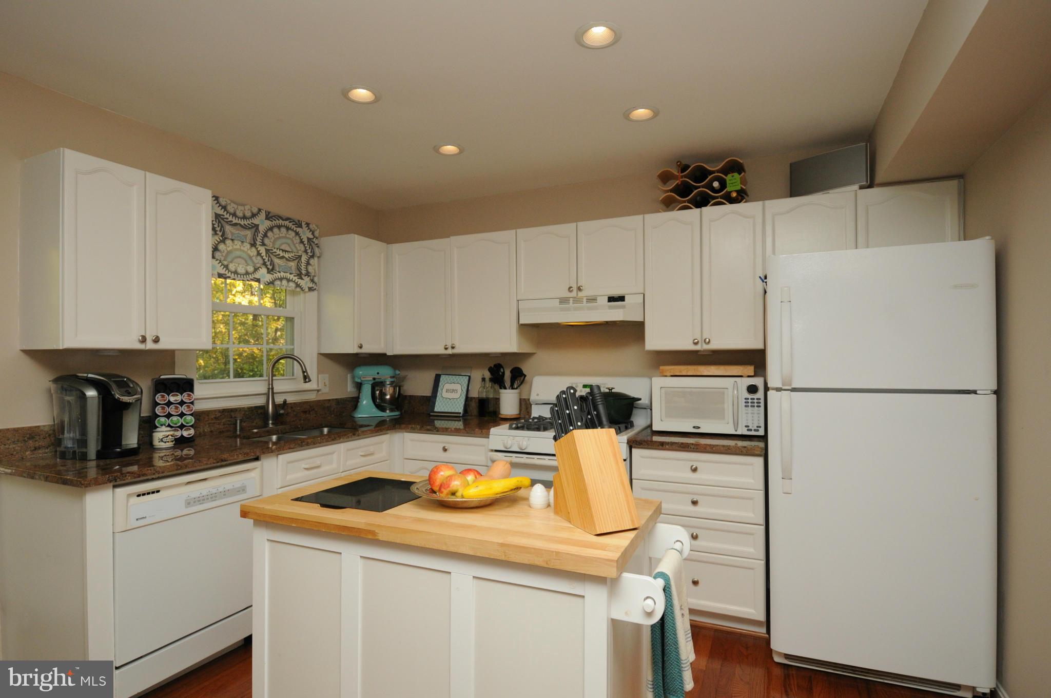 WOODSTONE - Residential