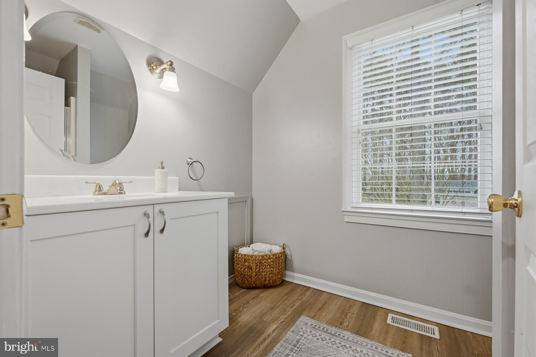 PROSPECT BAY - Residential