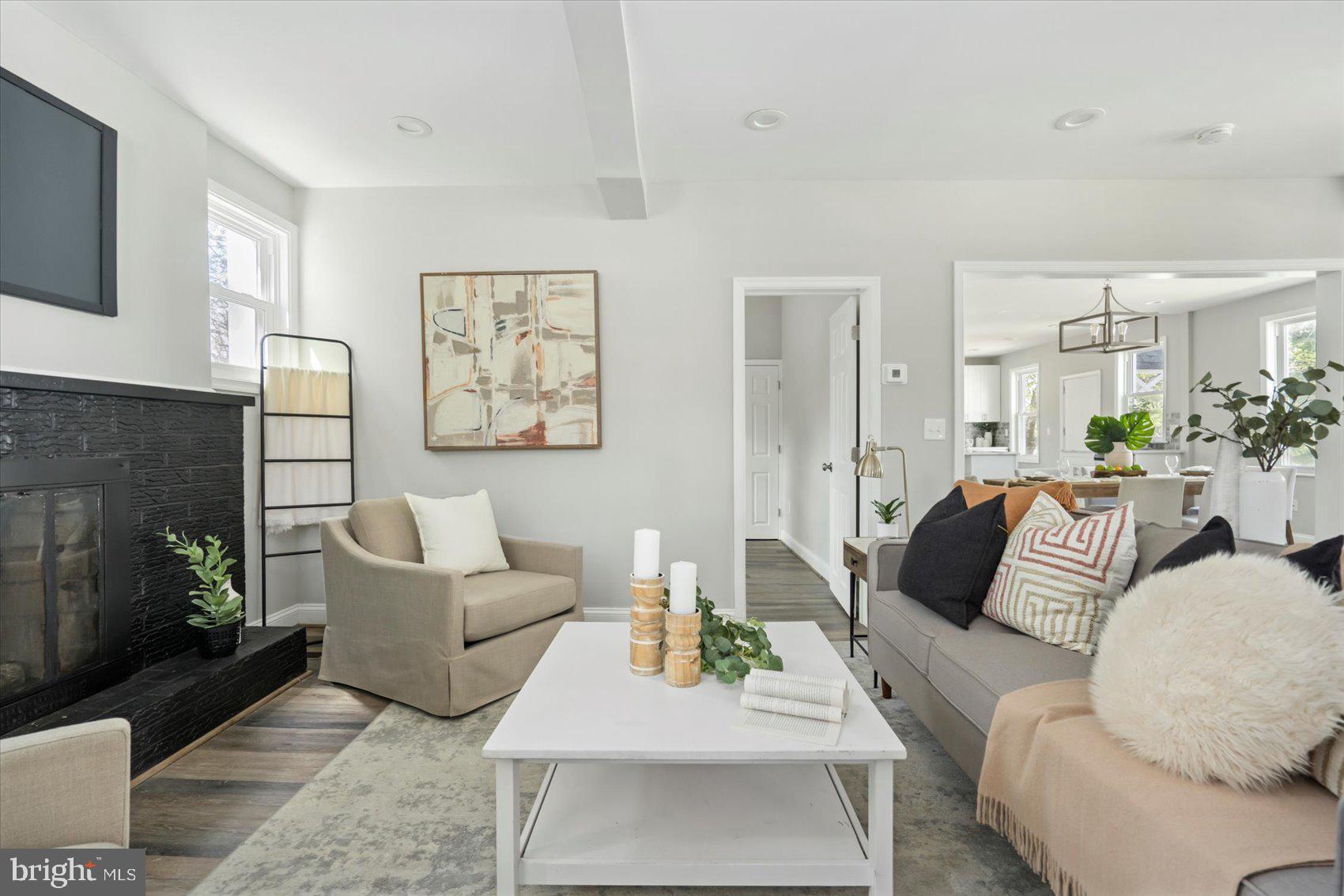 MOUNT WASHINGTON - Residential