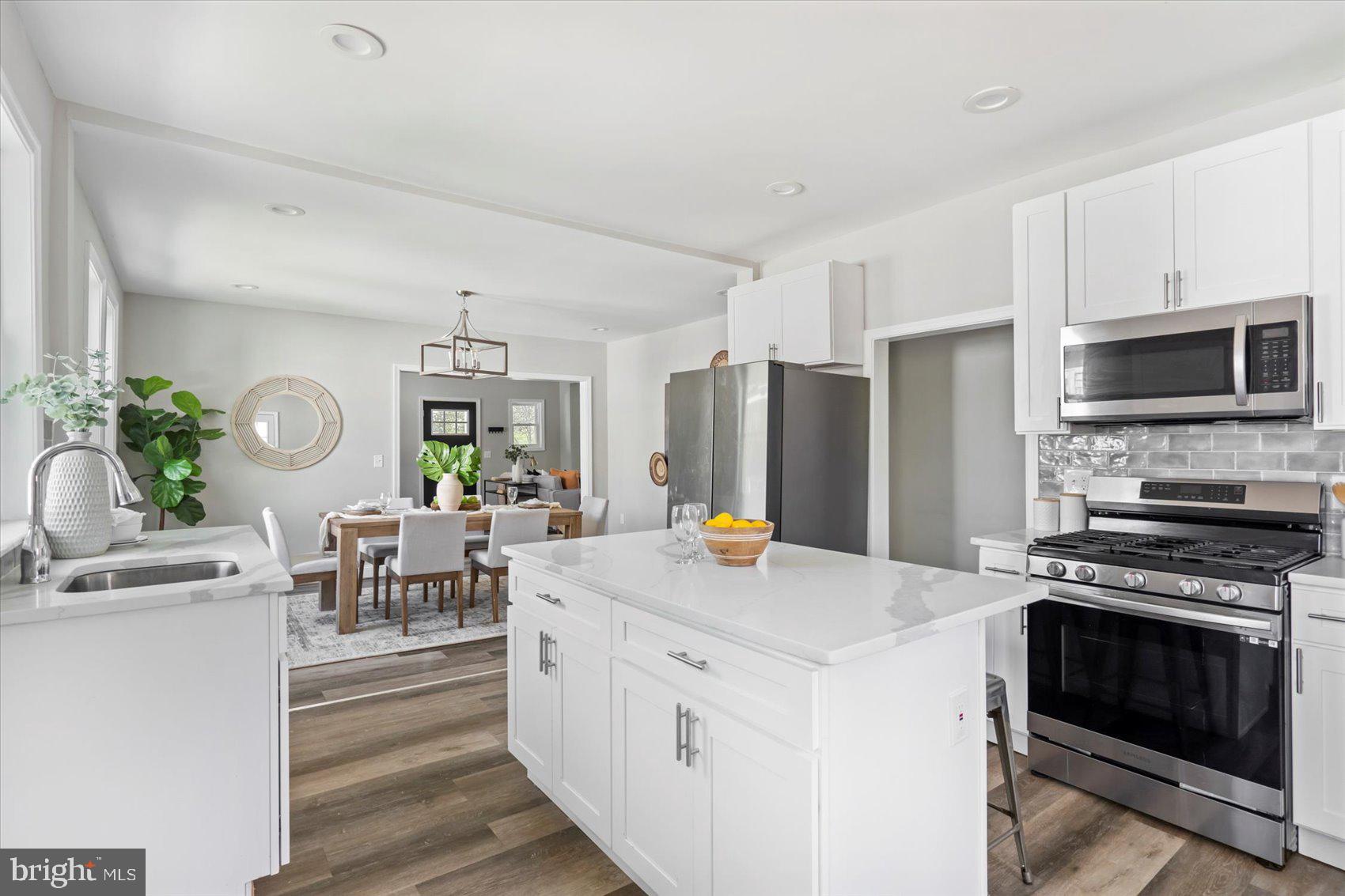 MOUNT WASHINGTON - Residential