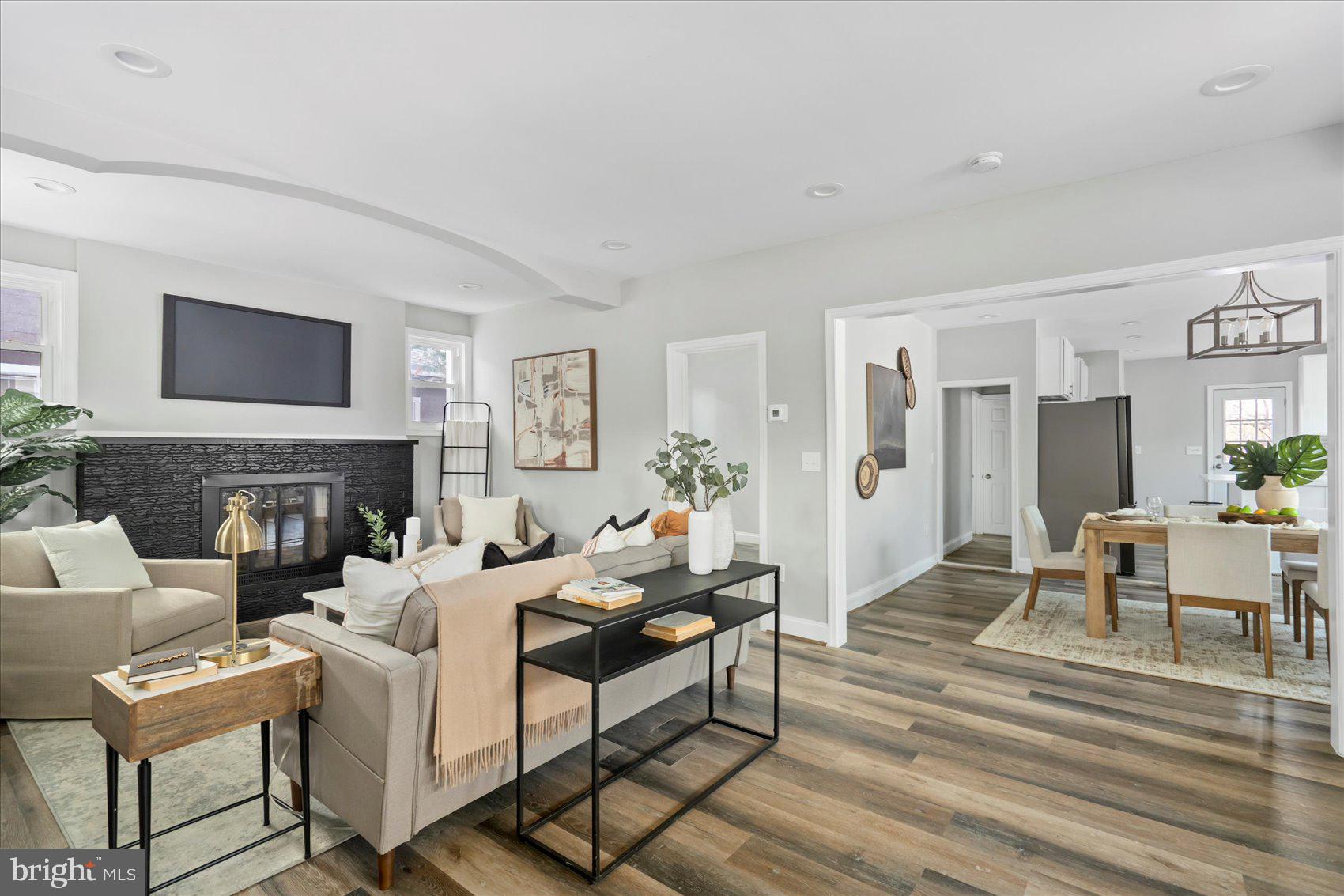MOUNT WASHINGTON - Residential