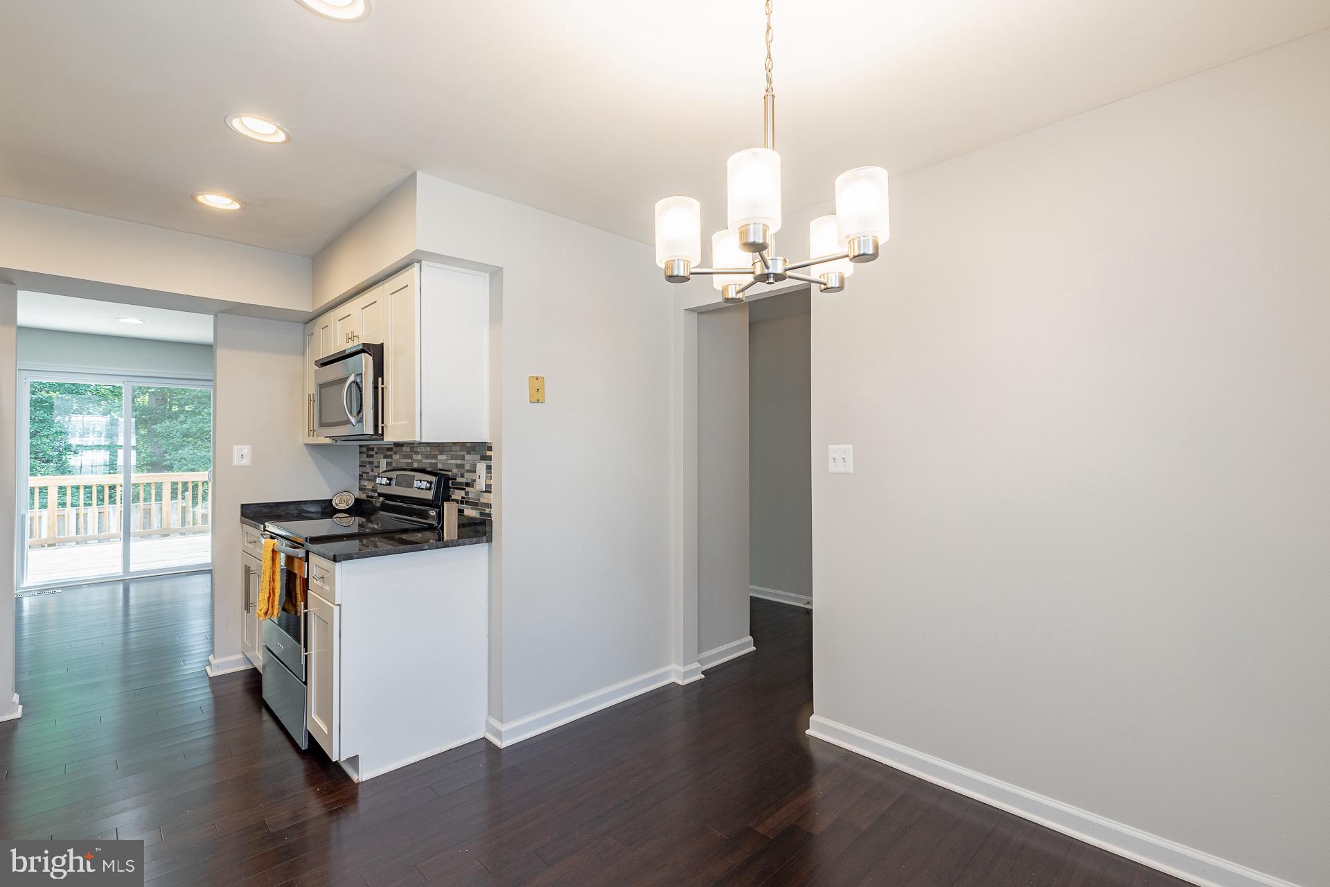 LAKE RIDGE - Residential