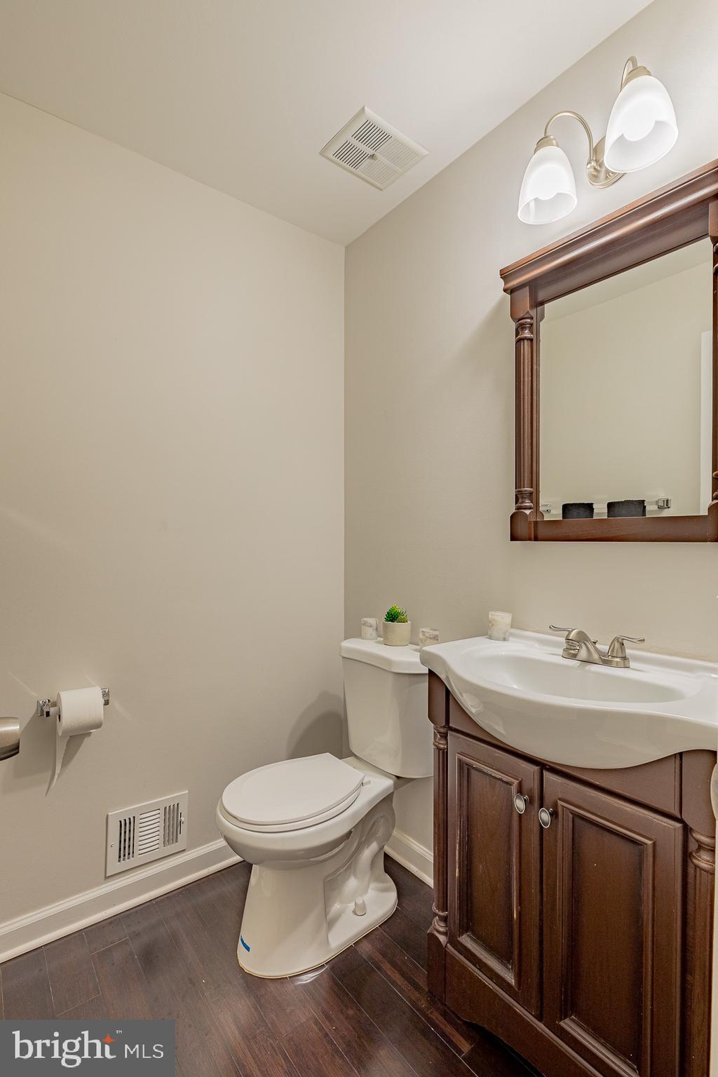 LAKE RIDGE - Residential