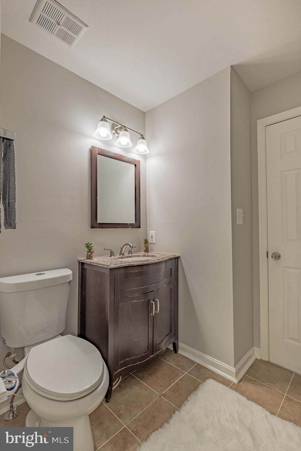 LAKE RIDGE - Residential