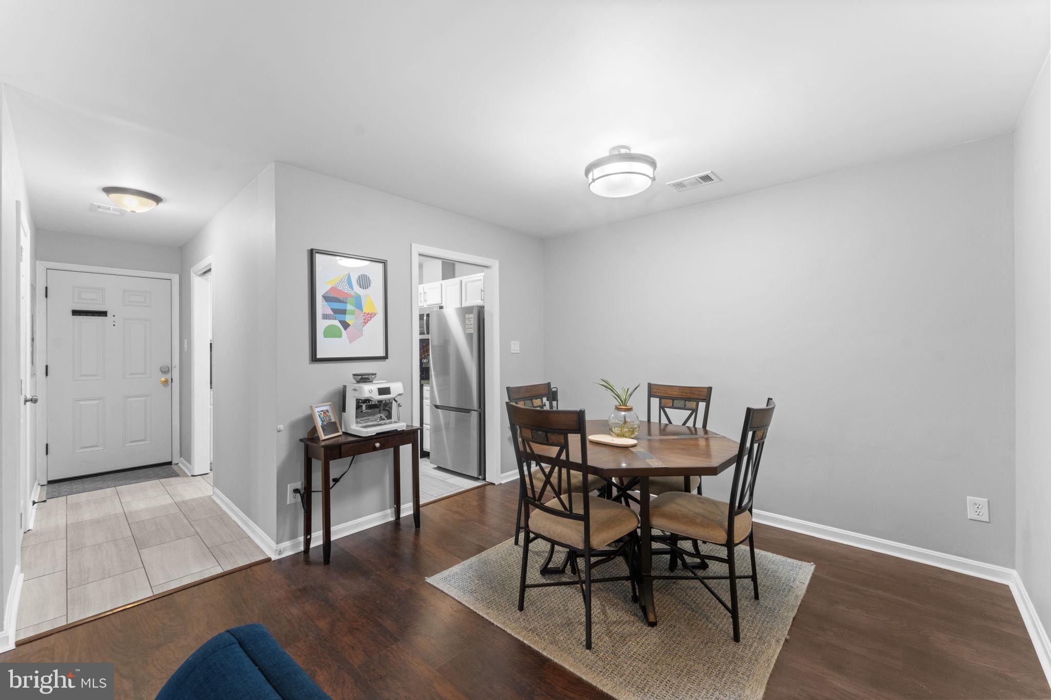 LEE OAKS - Residential