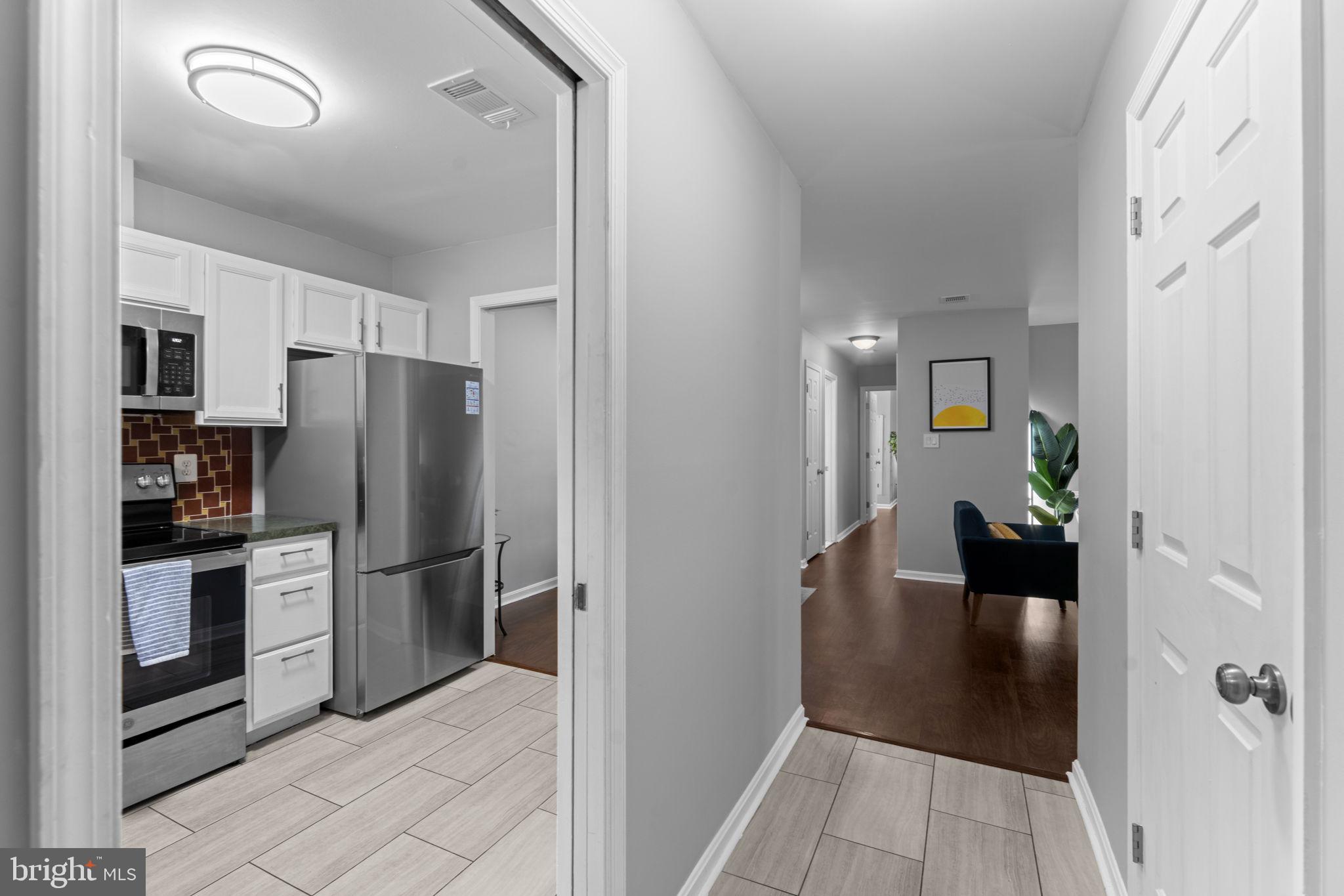 2806 LEE OAKS PLACE 202