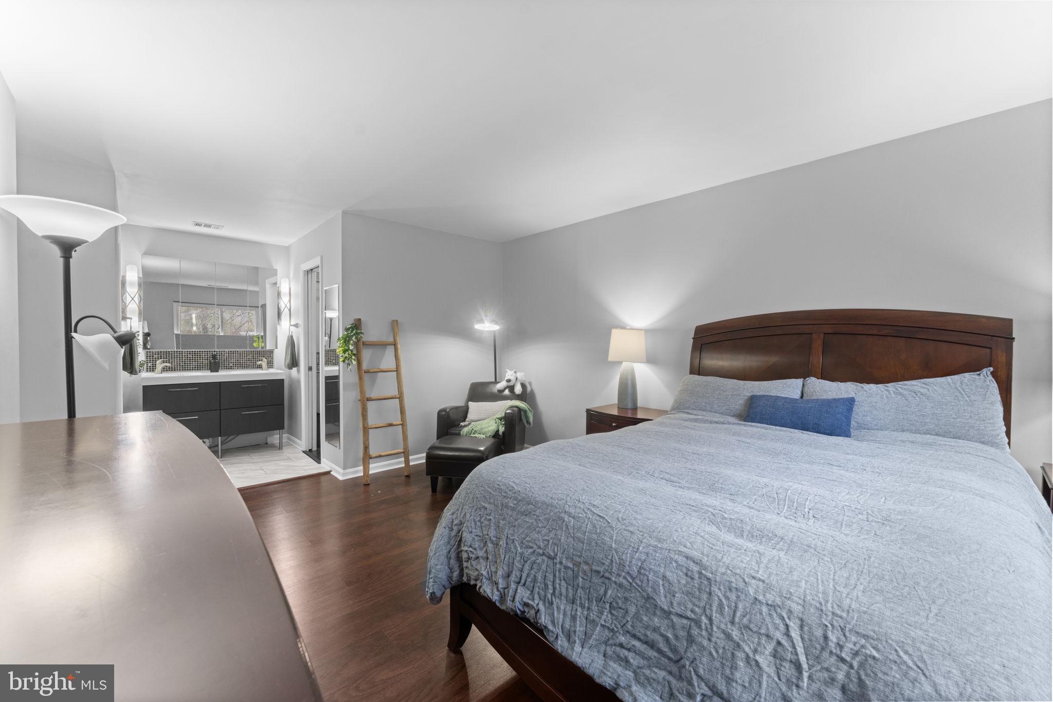 LEE OAKS - Residential