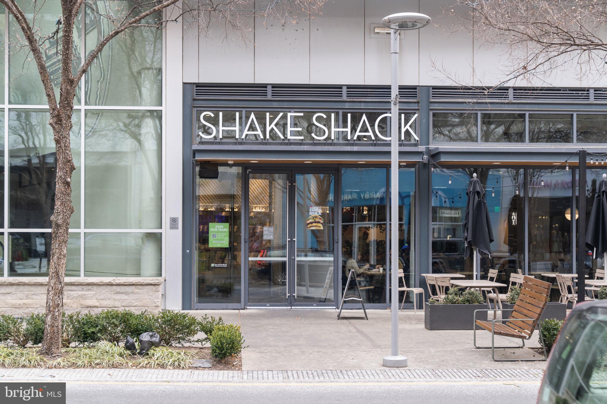 LEE OAKS - Residential