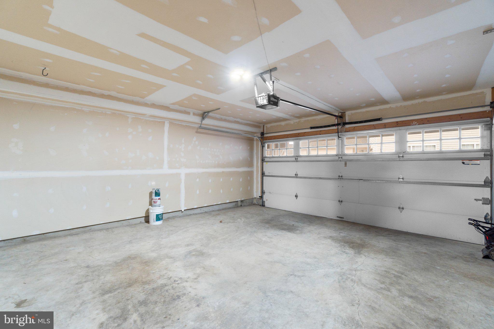 BRINKLEY MANOR - Residential