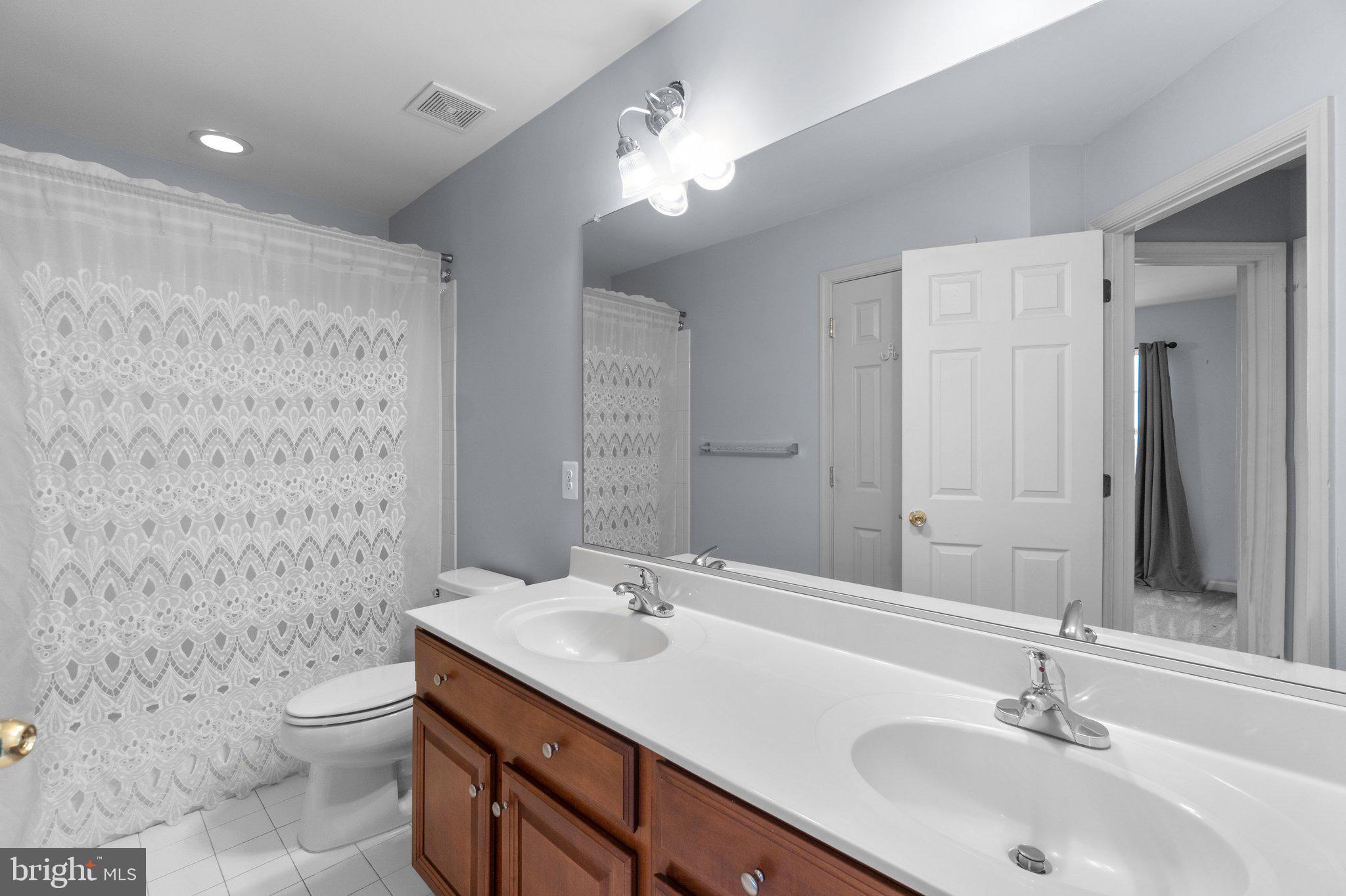 BRINKLEY MANOR - Residential