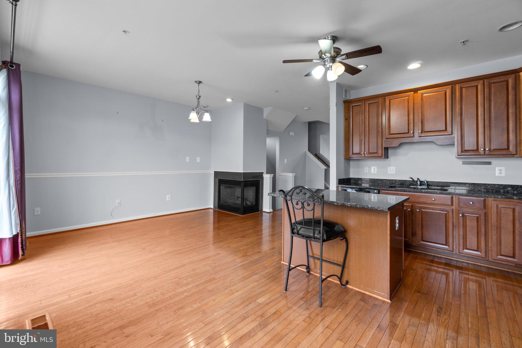 BRINKLEY MANOR - Residential