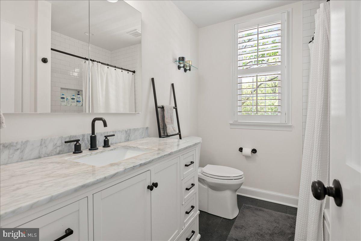 KENSINGTON ESTATES - Residential