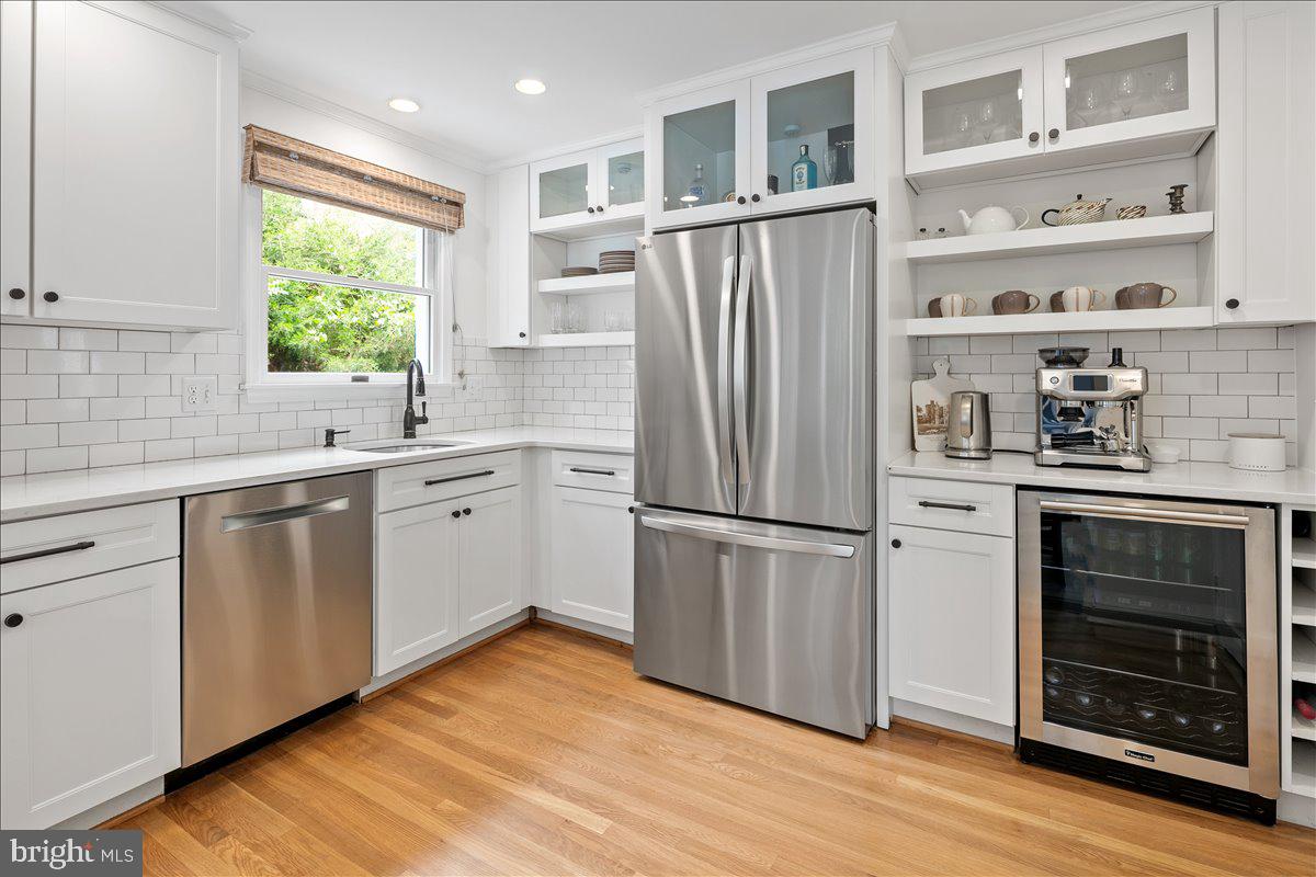 KENSINGTON ESTATES - Residential