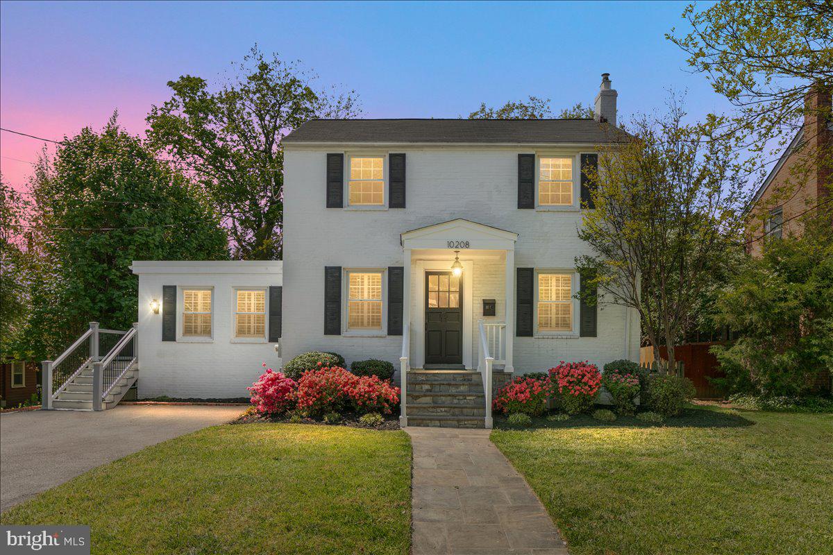 KENSINGTON ESTATES - Residential