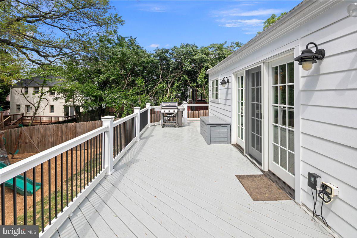 KENSINGTON ESTATES - Residential