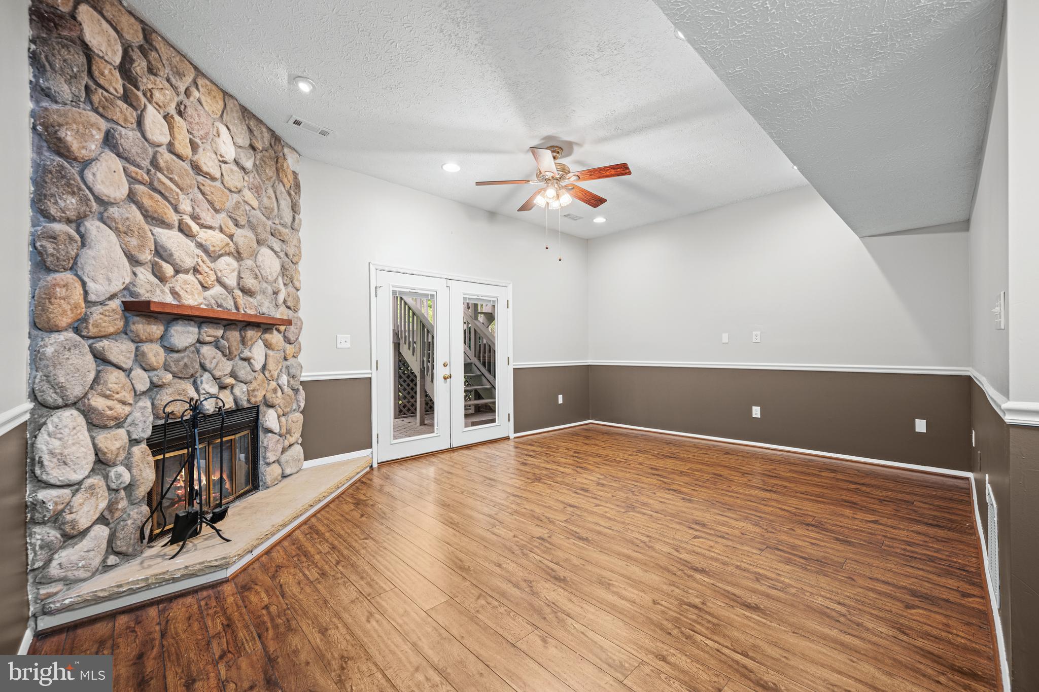 BRAEBROOKE - Residential Lease