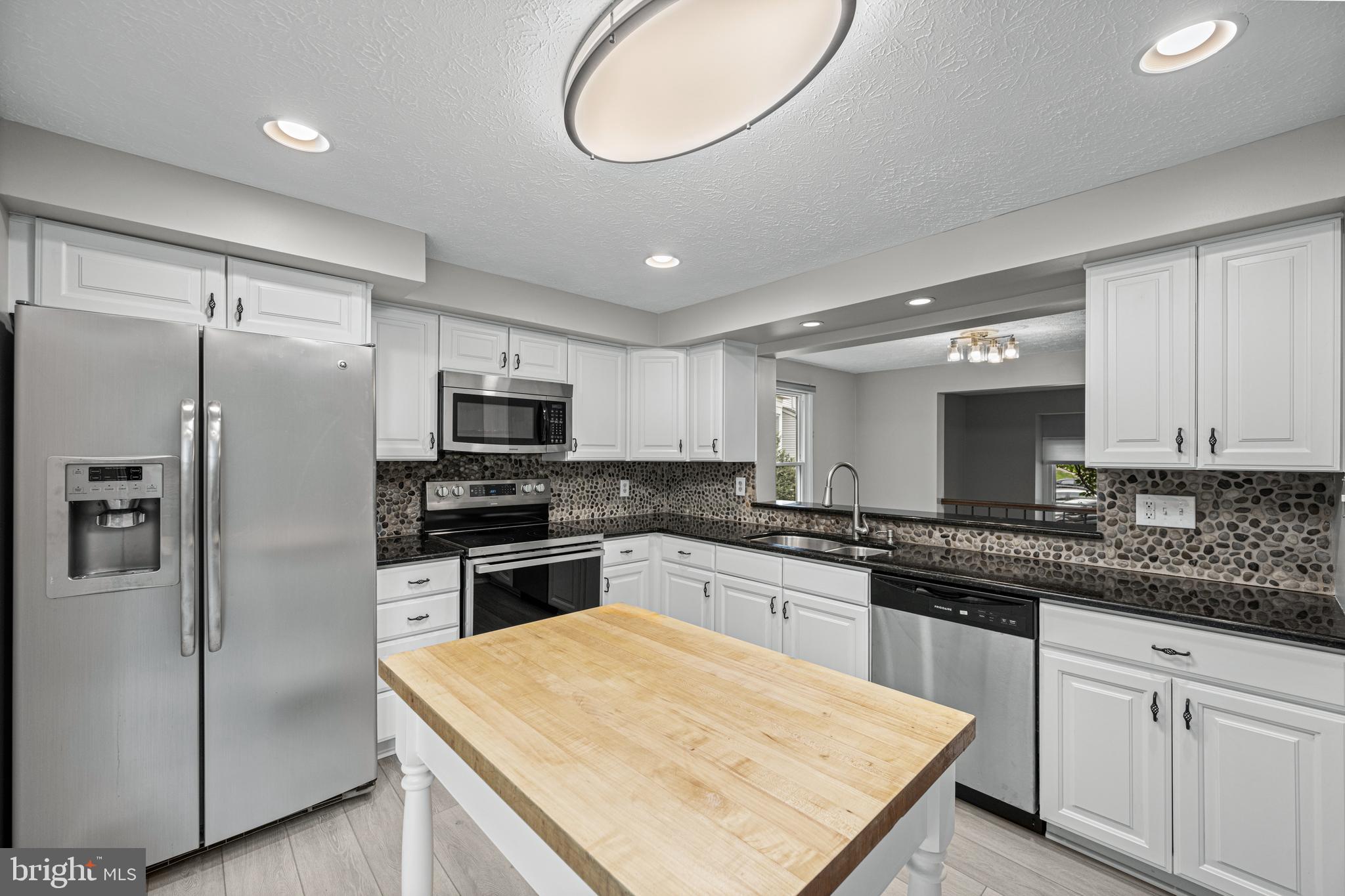 BRAEBROOKE - Residential Lease