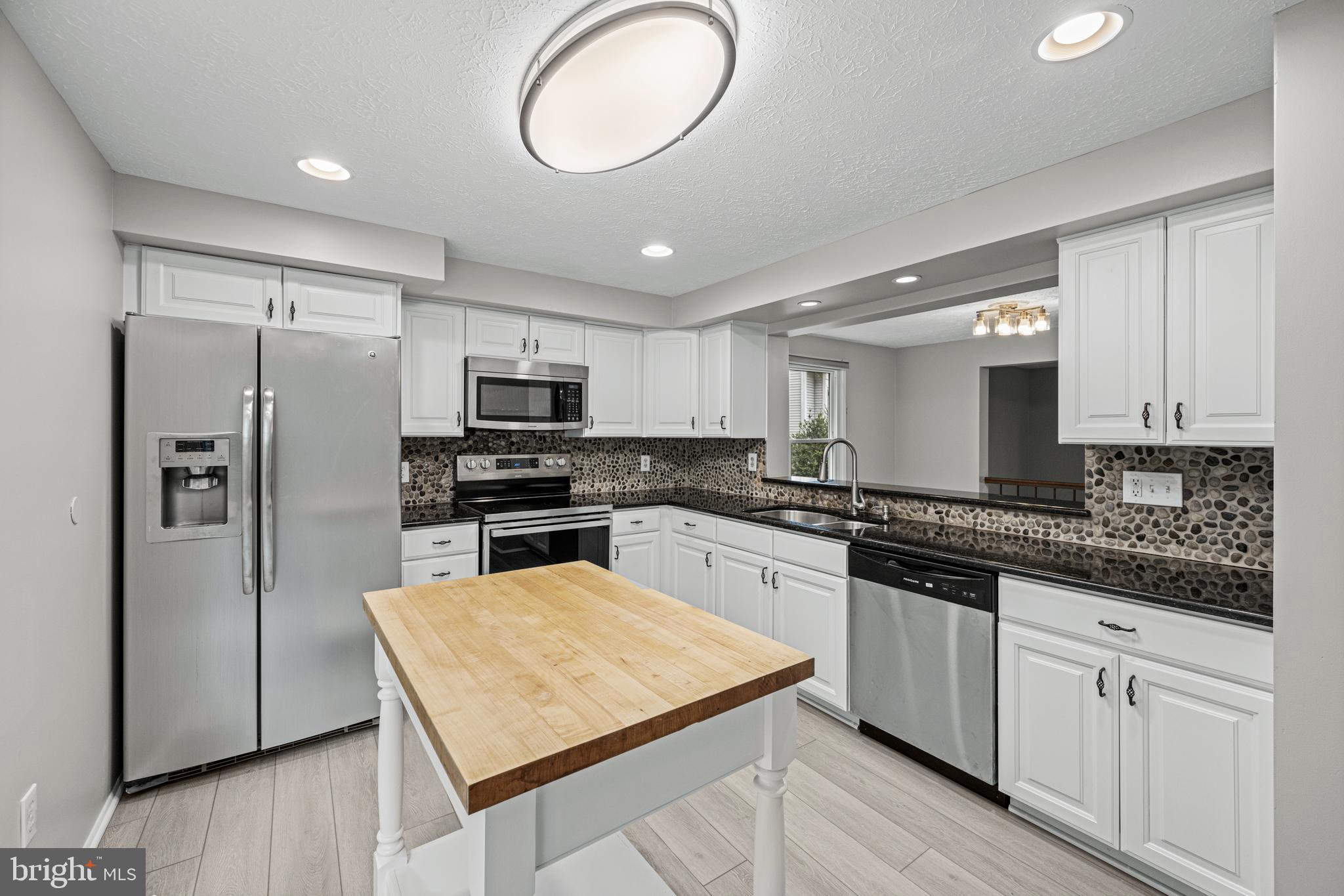 BRAEBROOKE - Residential Lease