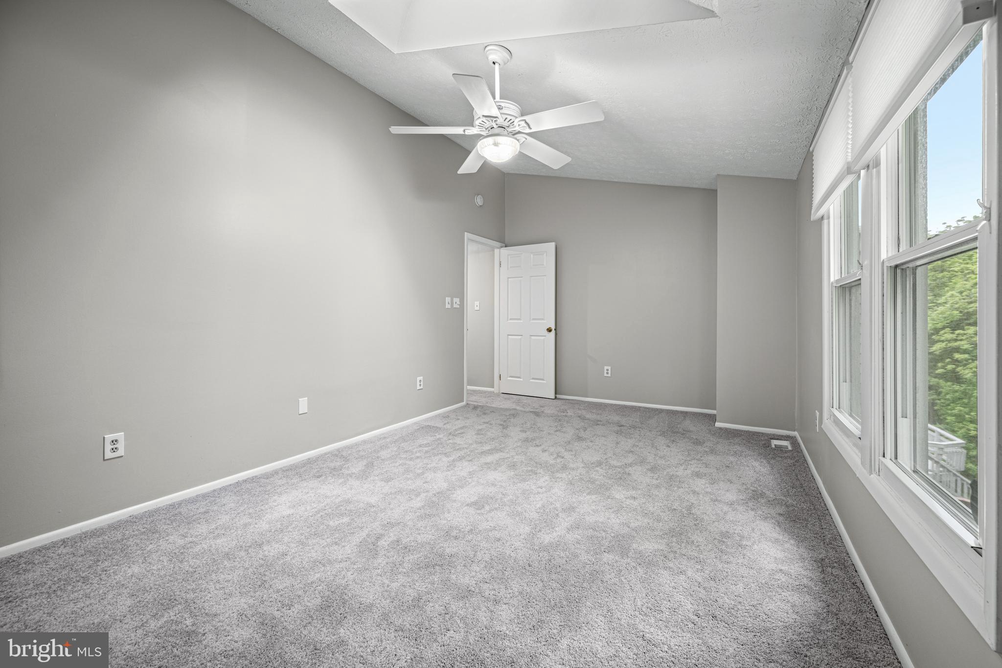 BRAEBROOKE - Residential Lease