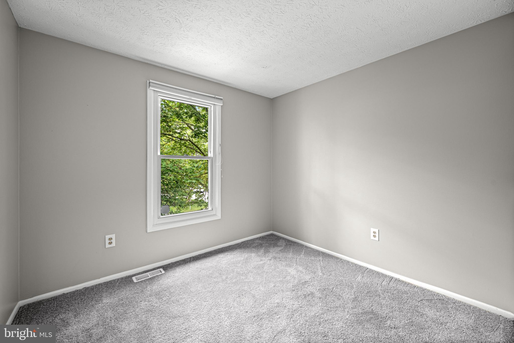 BRAEBROOKE - Residential Lease