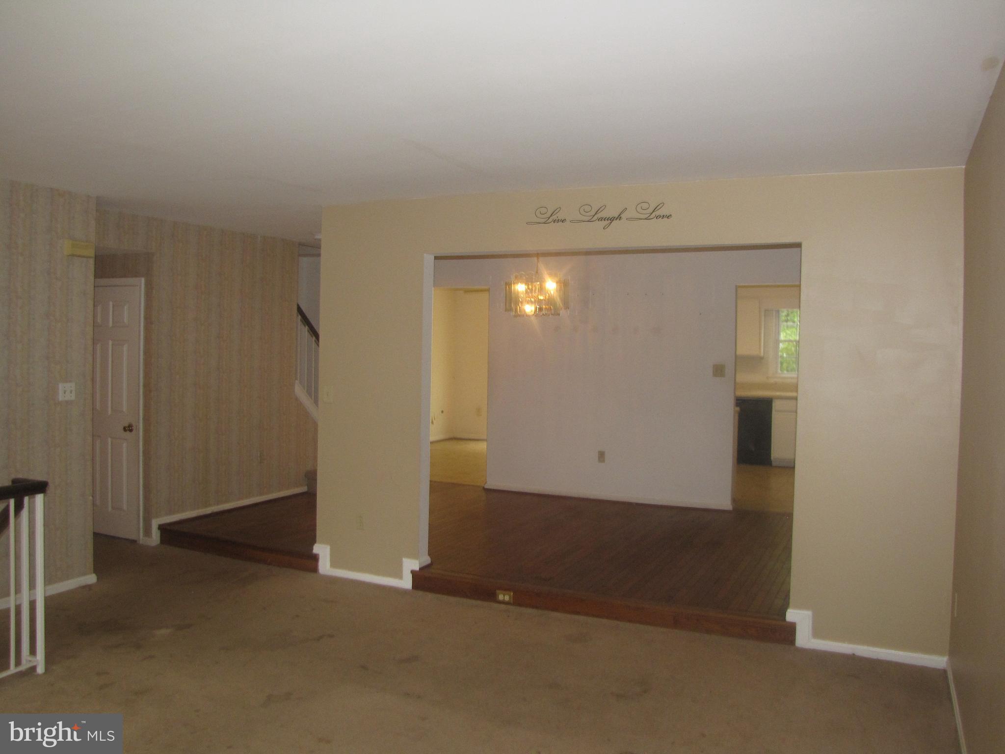 HUNTER VILLAGE - Residential