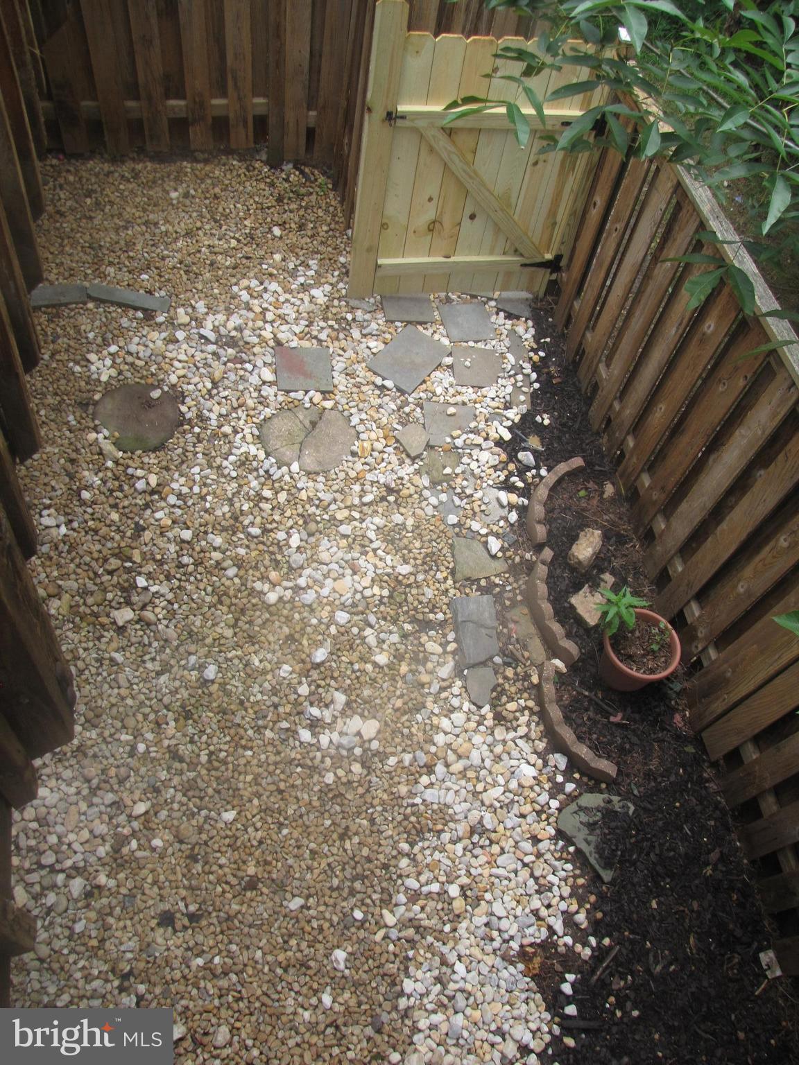 HUNTER VILLAGE - Residential