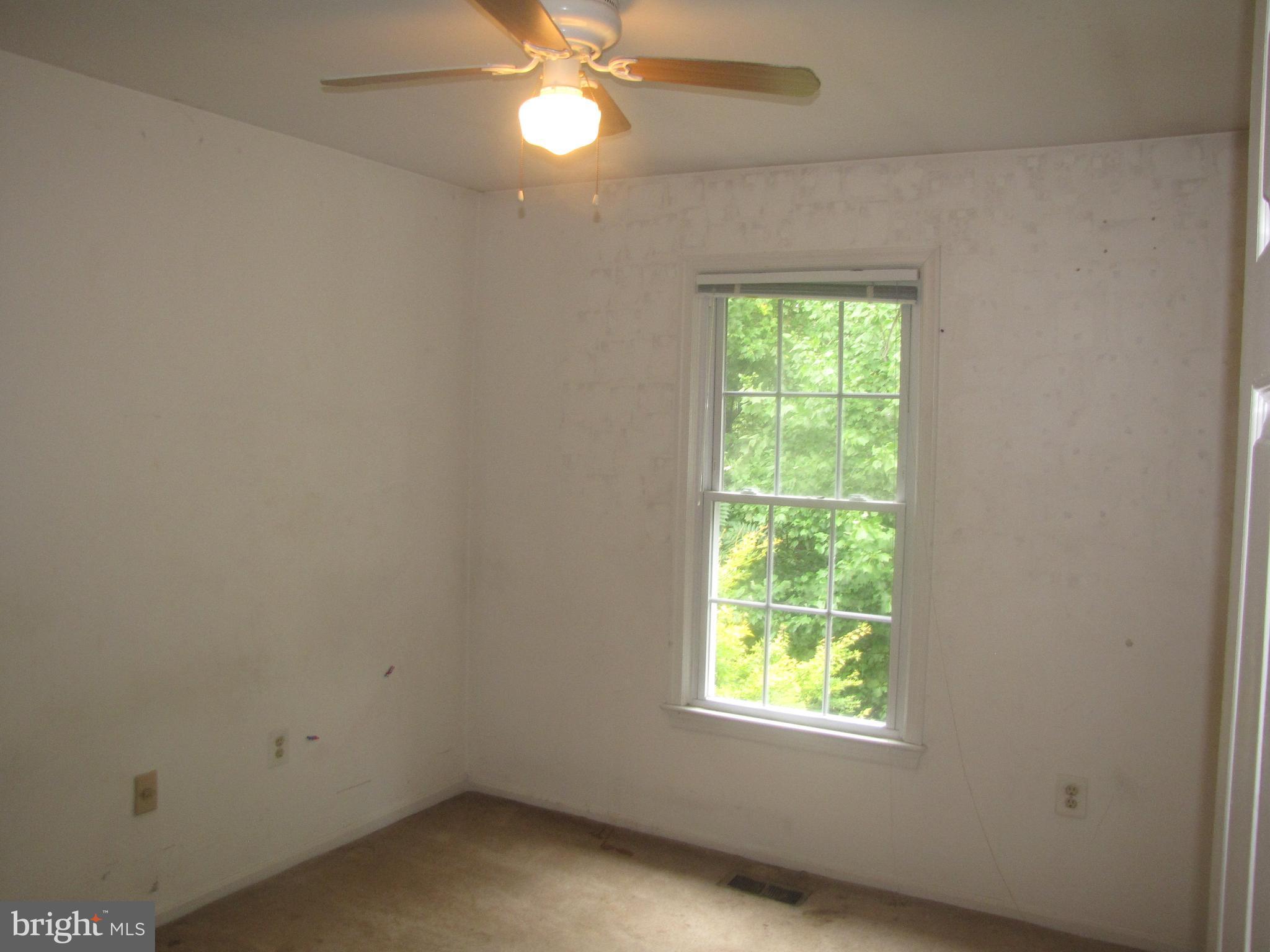 HUNTER VILLAGE - Residential