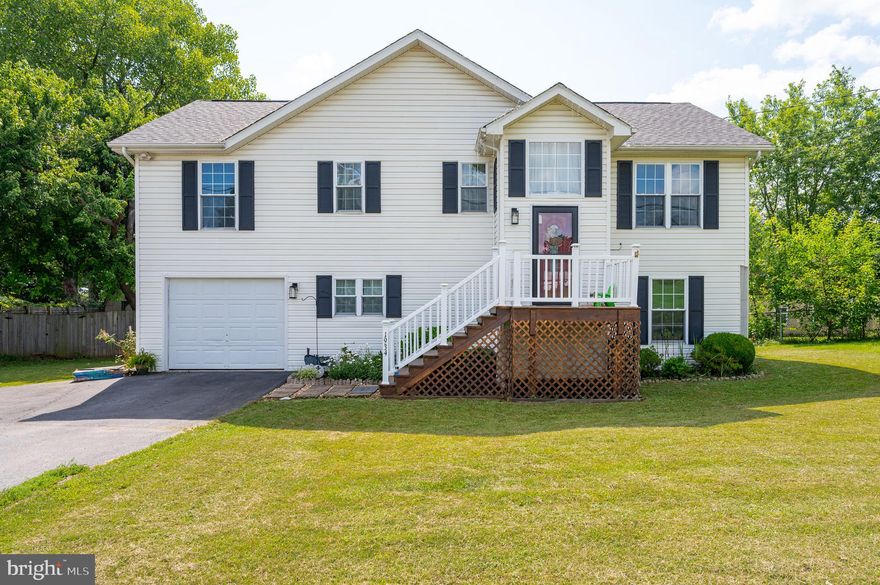 Nice split foyer just minutes from shops, gas stations, grocery stores and restaurants in Inwood! This home features 3 bedrooms & 2 full bathrooms on the main floor. The master bedroom and secondary bedrooms are divided by the kitchen, dining area and living room. Downstairs you’ll find a laundry room, large family room, room being used as a 4th bedroom and a full bathroom with a stall shower. Access to the oversized,  one car garage is directly off the family room.  The garage has a side door leading you right outside to the fenced in back yard. With approximately .34 acre lot- you’ll have plenty of space to entertain guest! CertainTeed Lifetime Architectural shingle roof was installed in November 2021. Newer hot water heater too! Although this home is being sold “AS IS”- you can see many of the higher priced components have been replaced fairly recently. Some cosmetic repairs such as patch and paint needed. Seller will not make cosmetic repairs. Schedule a time to see this home! It won’t take much to make this home what you want!