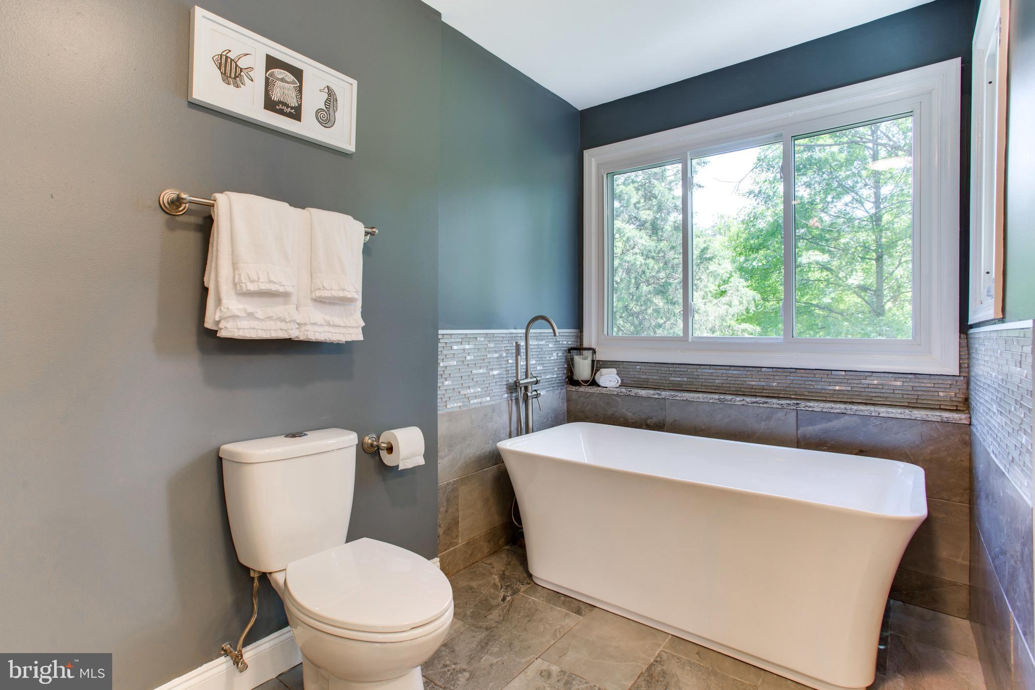 WESTPORT - Residential