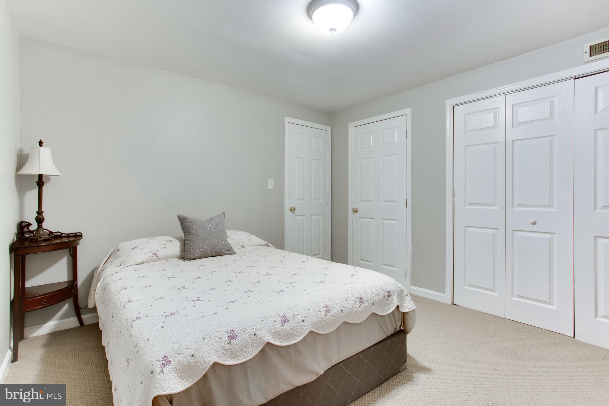 WESTPORT - Residential