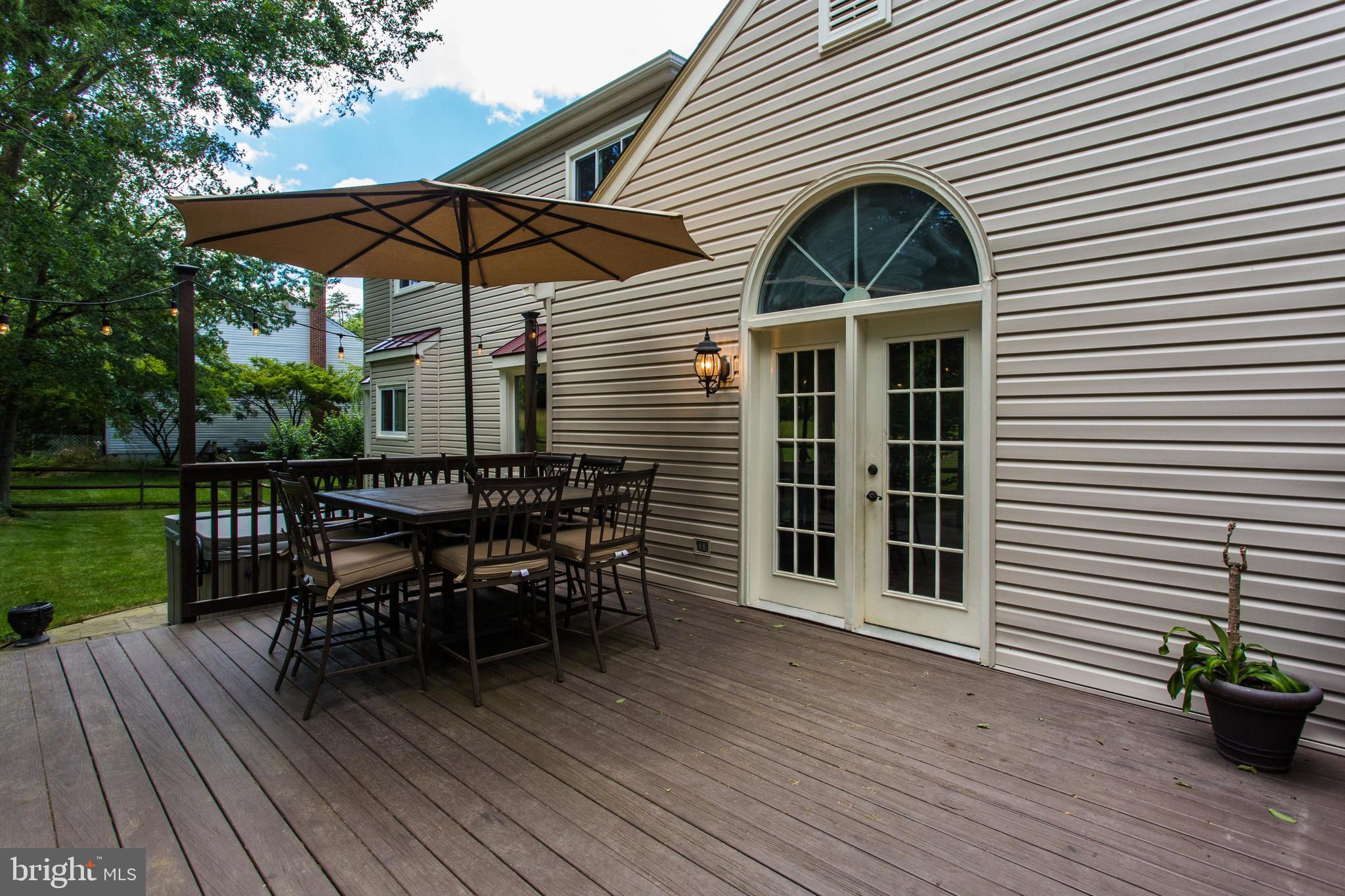 WESTPORT - Residential