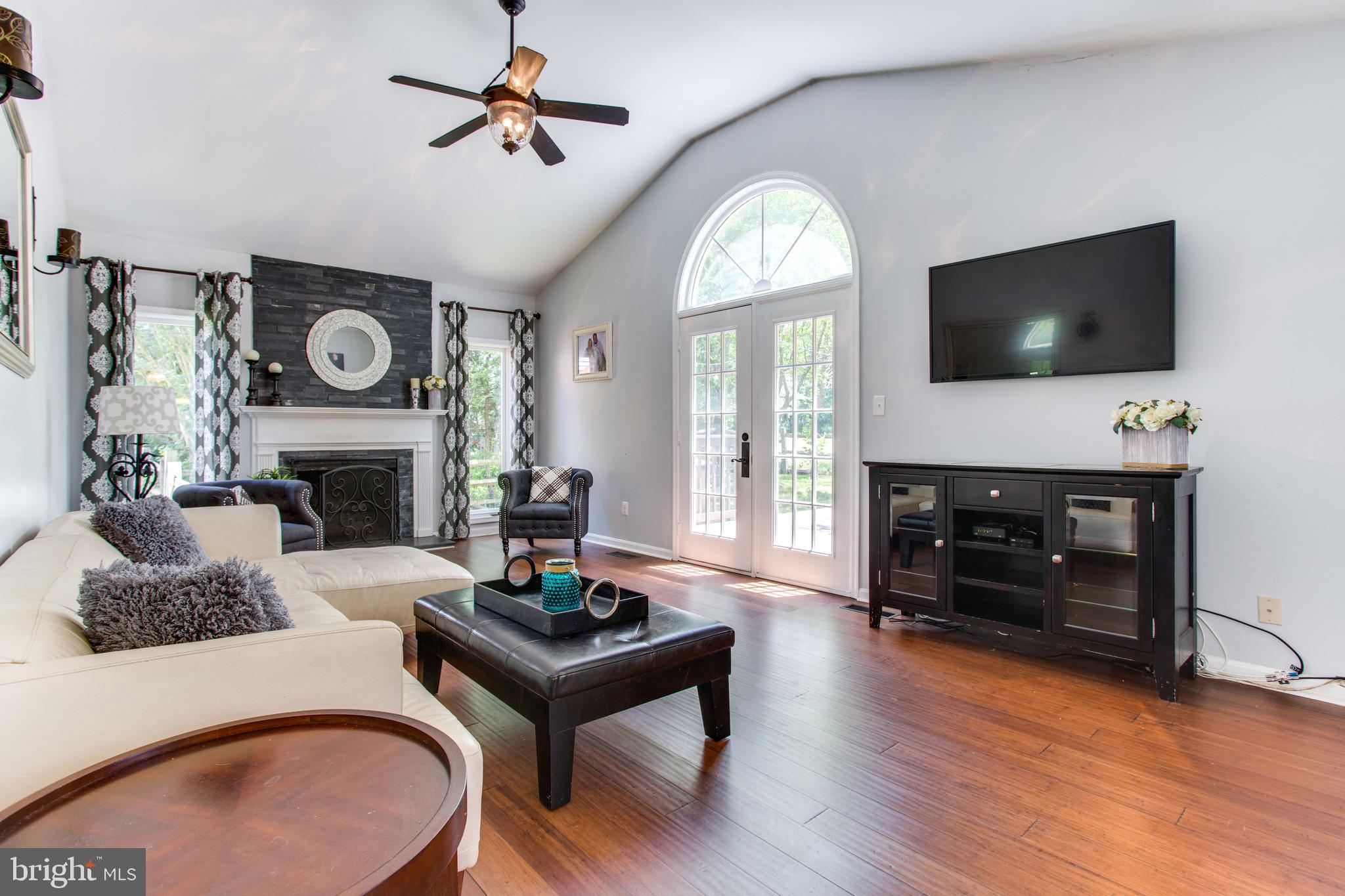 WESTPORT - Residential