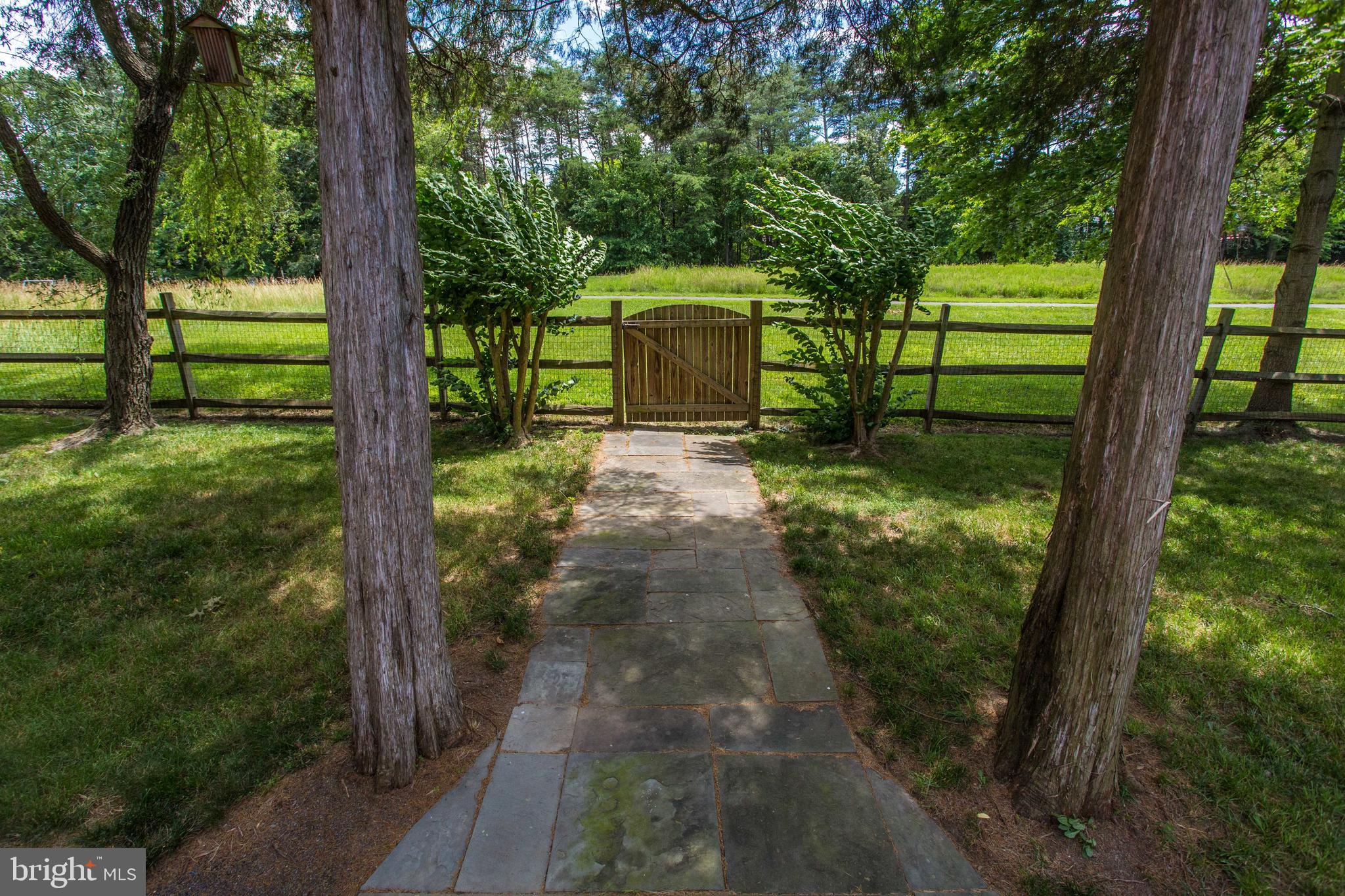 WESTPORT - Residential