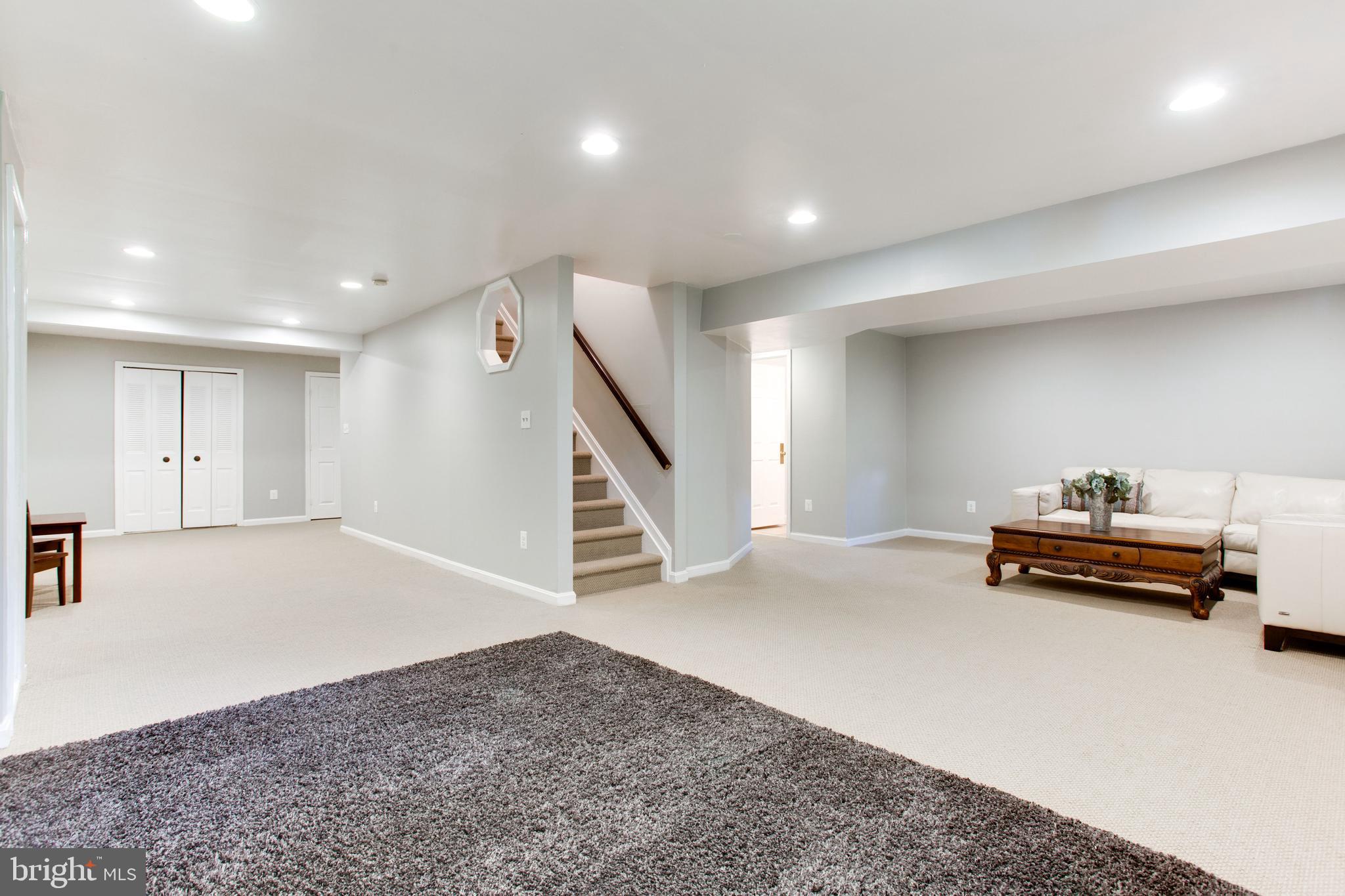 WESTPORT - Residential