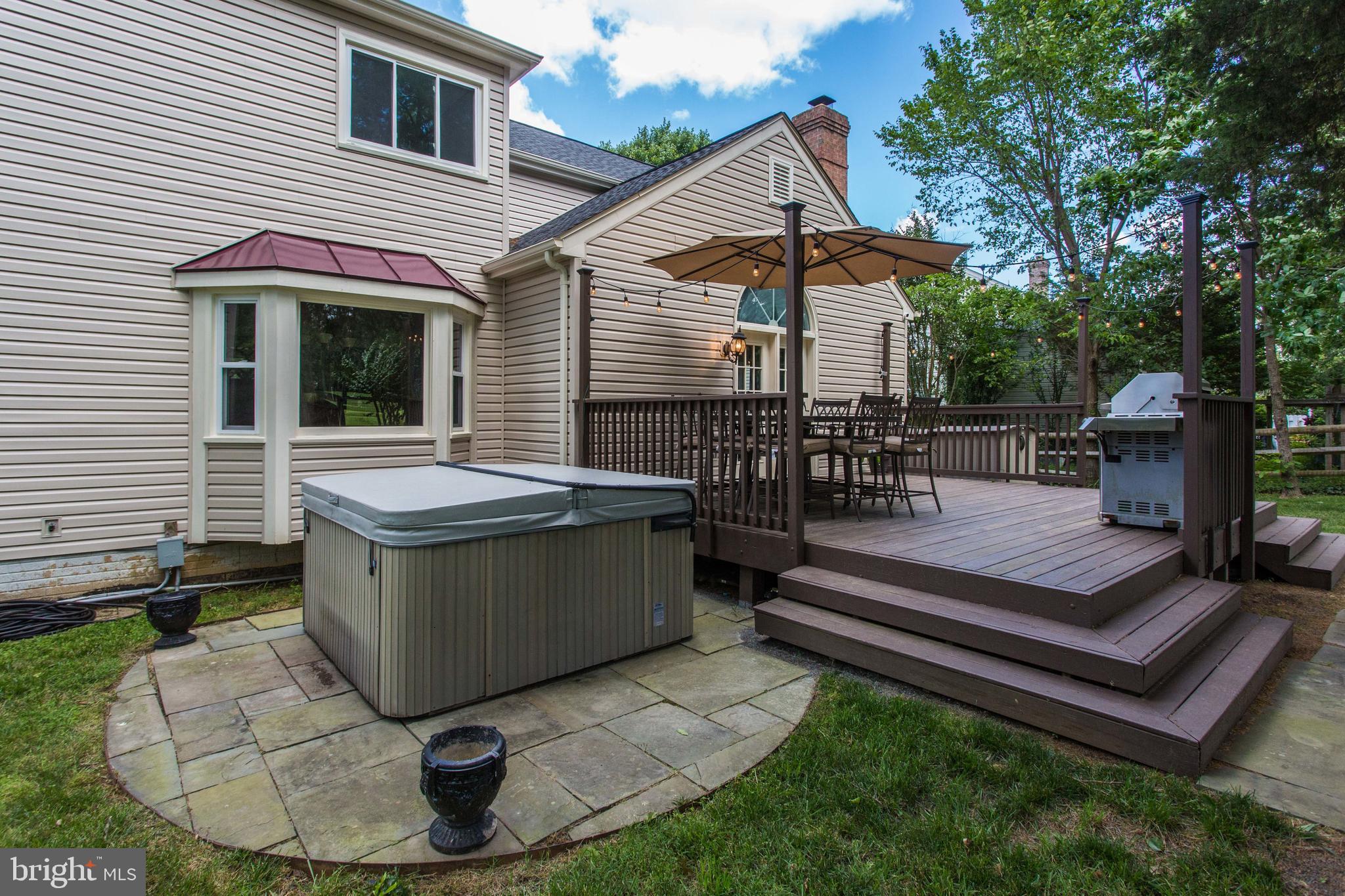 WESTPORT - Residential