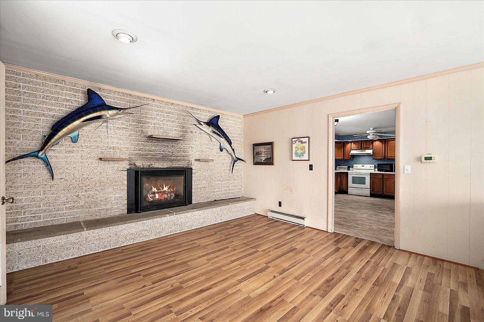 HOLIDAY HARBOR - Residential