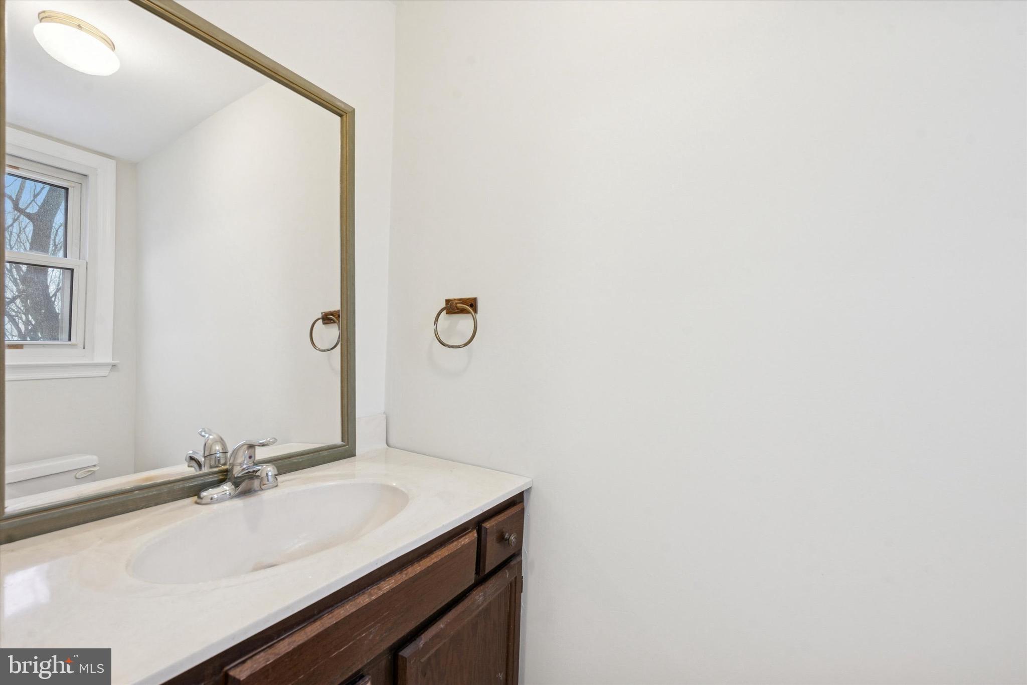 WEST GATE VIL - Residential