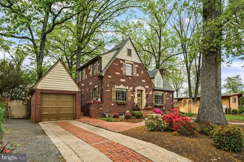 2651 Fort Scott Drive, Arlington, VA MLS: VAAR2056544