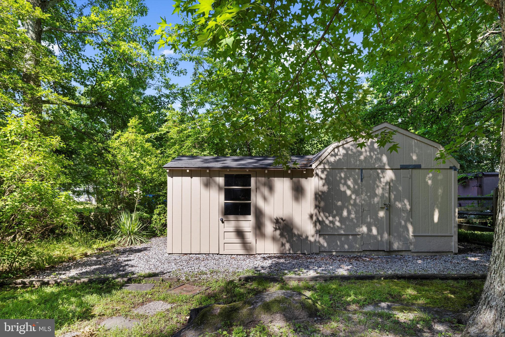 ARUNDEL ON THE BAY - Residential